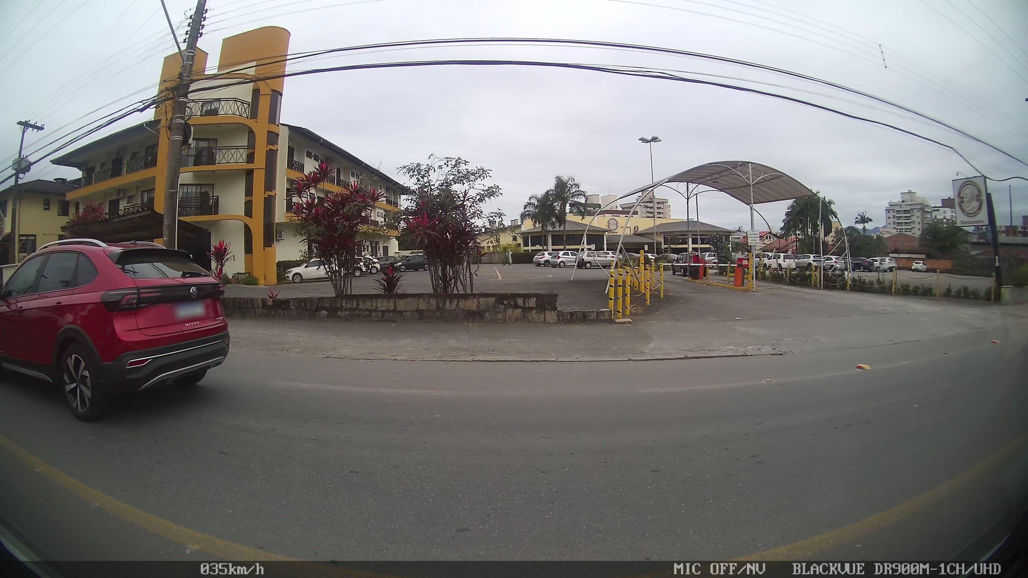 Street view near Hotel da Vila, Joinville — © kaart5 (CC BY-SA · Mapillary)