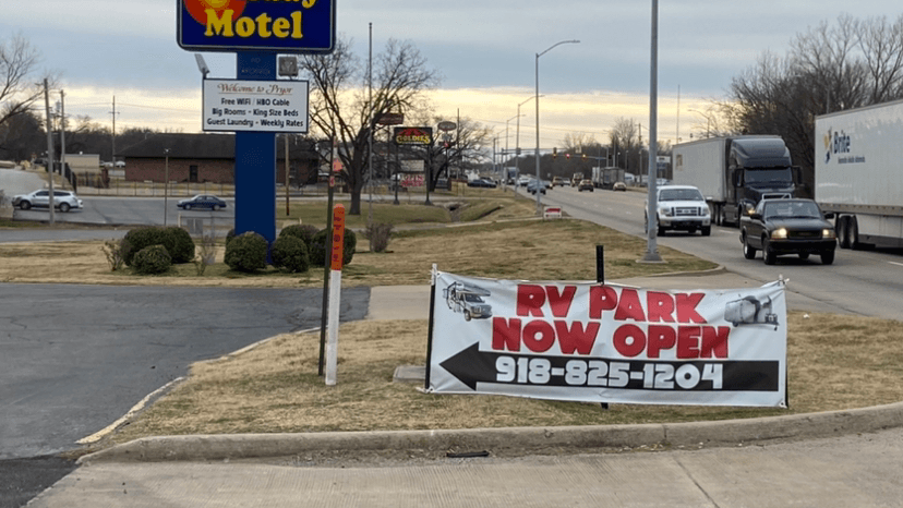 Holiday Motel and RV park, Motel in Pryor Creek