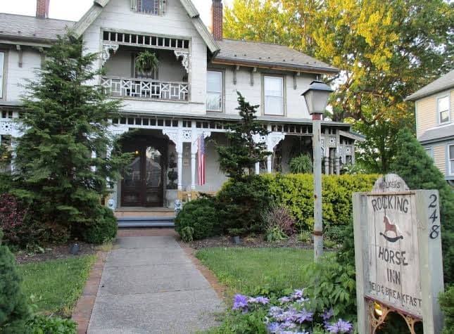 Rocking Horse Inn, Bed & Breakfast in Ravenna
