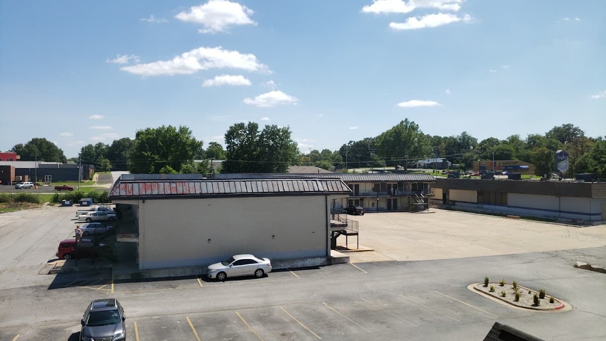 The Eighth Street Motel, Motel in Rogers