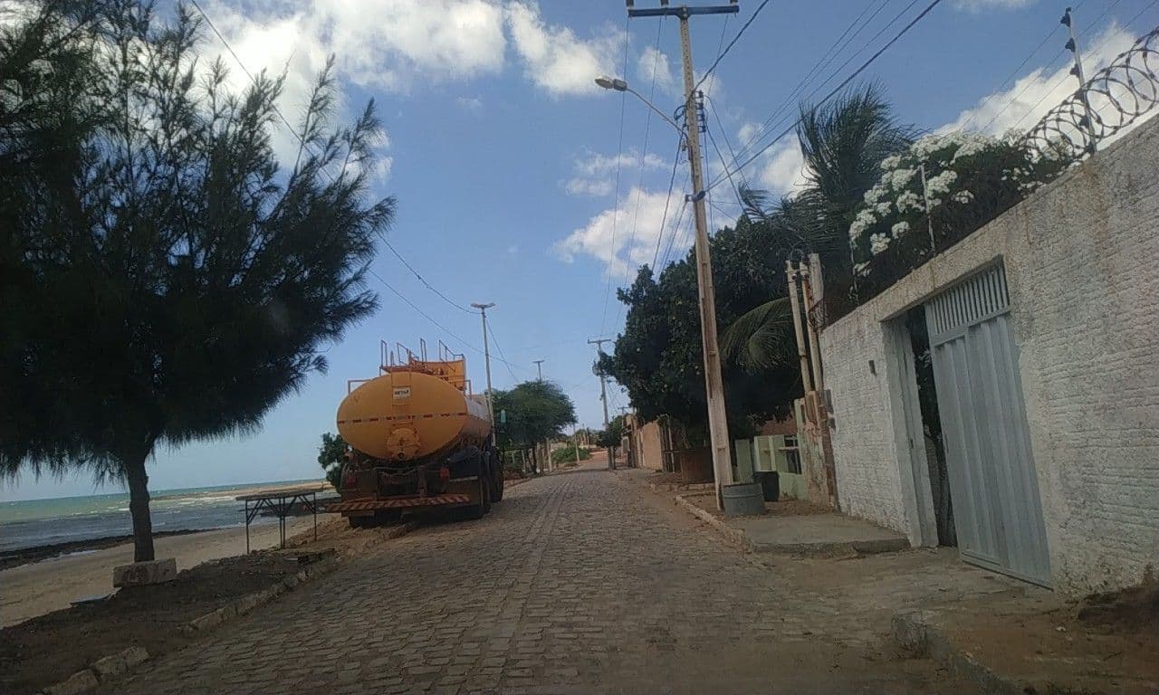 Street view near Pousada Tombo do Mar, Areia Branca — © paulojosefs (CC BY-SA · Mapillary)