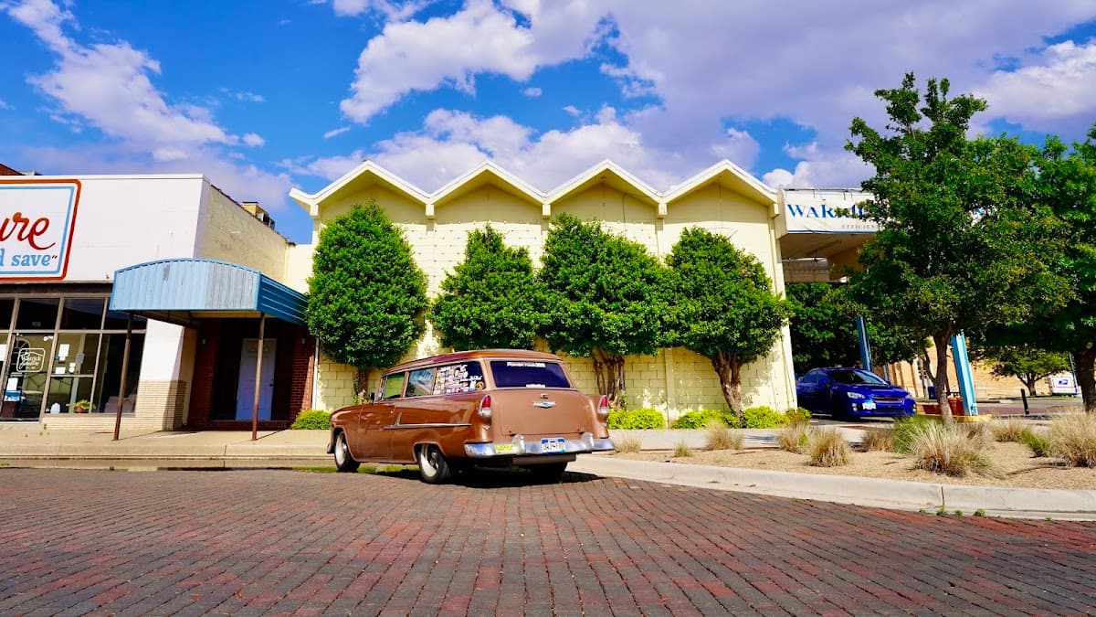 Warrick Plaza Inn, Motel in Seth Ward