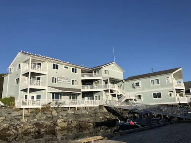 Longliner Lodge and Suites, Hotel in Sitka