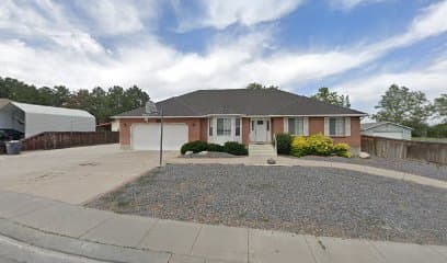South Jordan Living, Guesthouse in South Jordan Heights