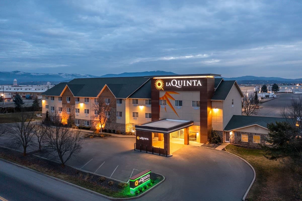 La Quinta Inn & Suites by Wyndham Spokane Valley, Hotel in Trentwood