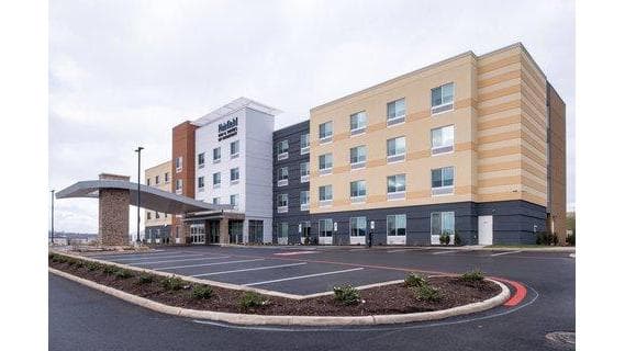 Fairfield by Marriott Inn & Suites Staunton, Hotel in Staunton