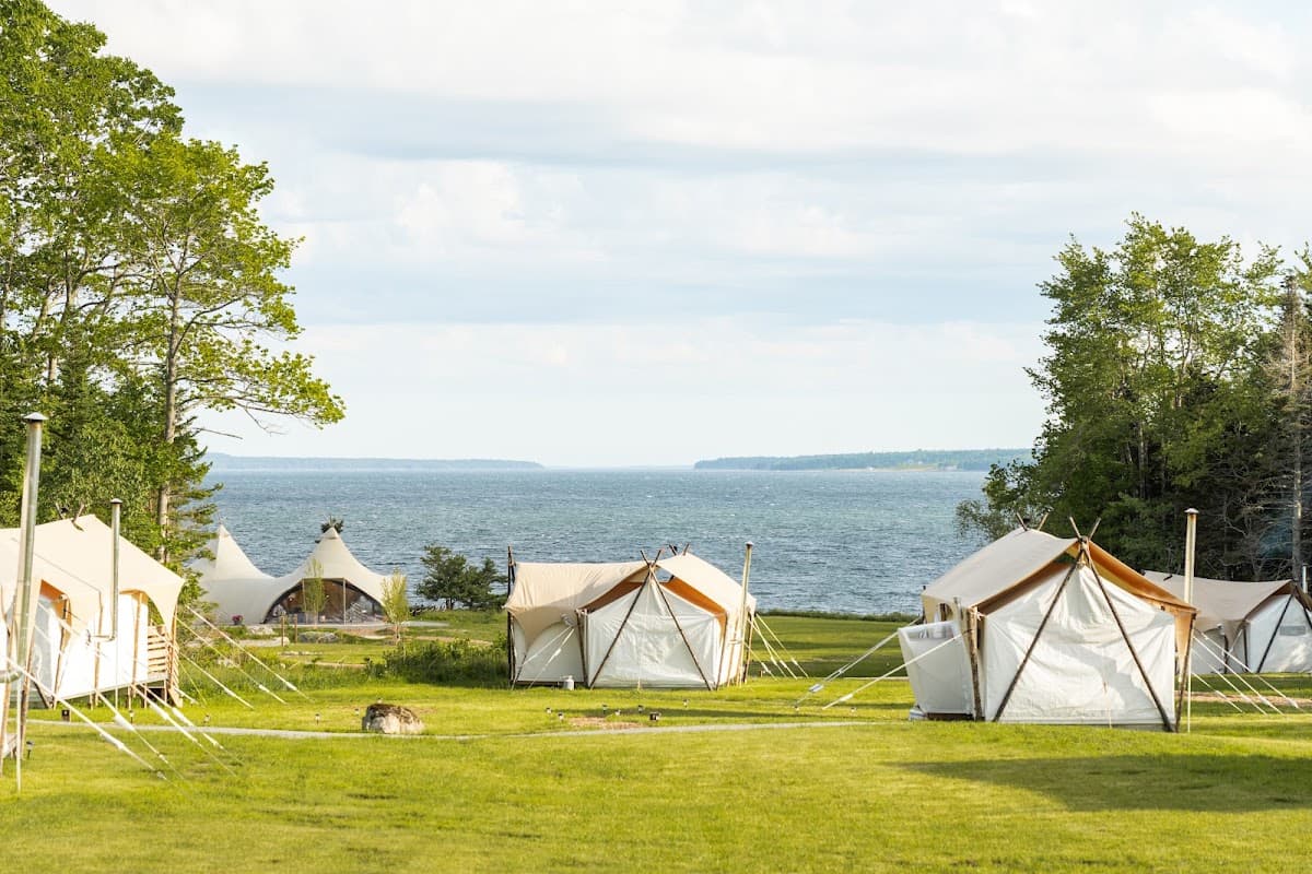 Under Canvas Acadia, Hotel in Surry