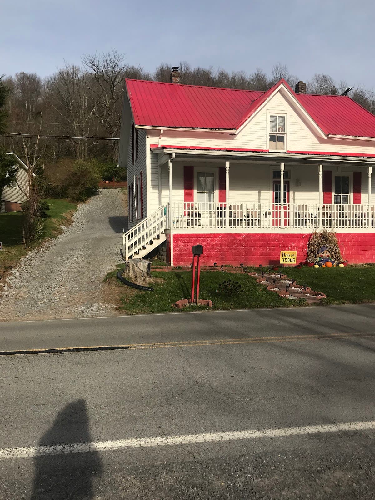 Red Roof Home, Hotel in Tazewell