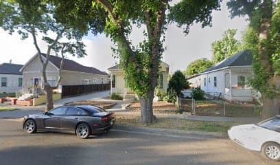Yellow house, Hotel in Tracy
