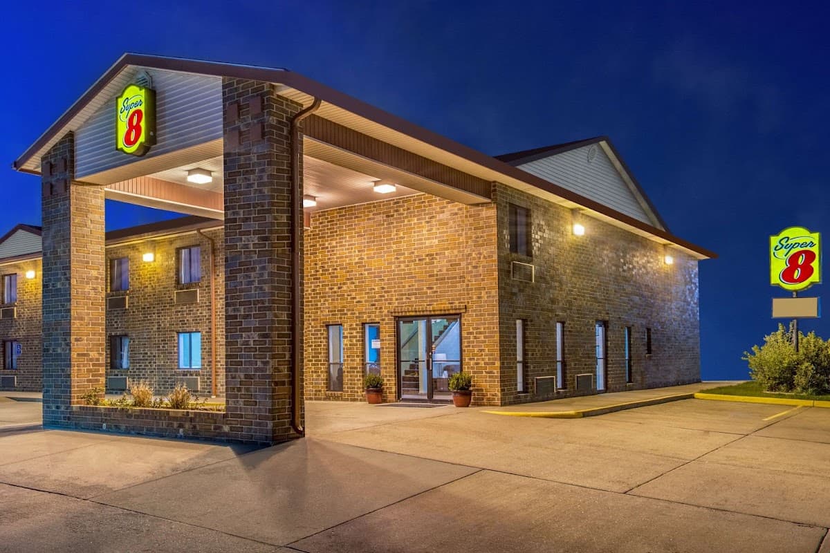 Super 8 by Wyndham Wakeeney, Hotel in WaKeeney