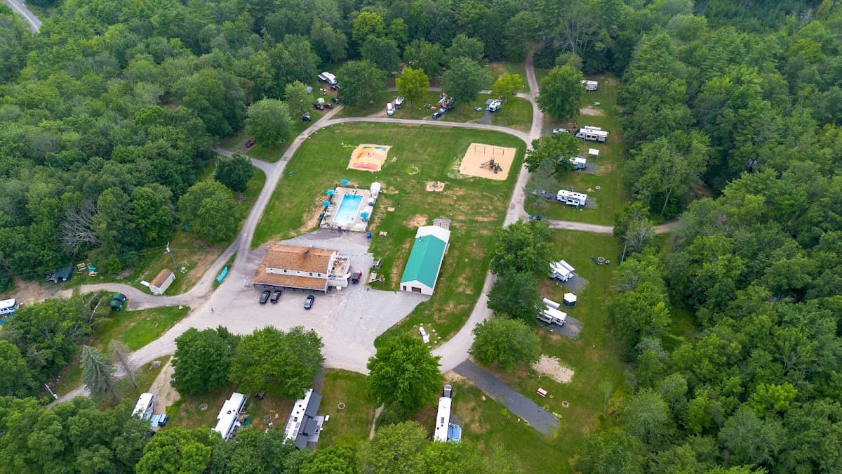Spacious Skies Campgrounds - Walnut Grove, Campsite in Waterboro