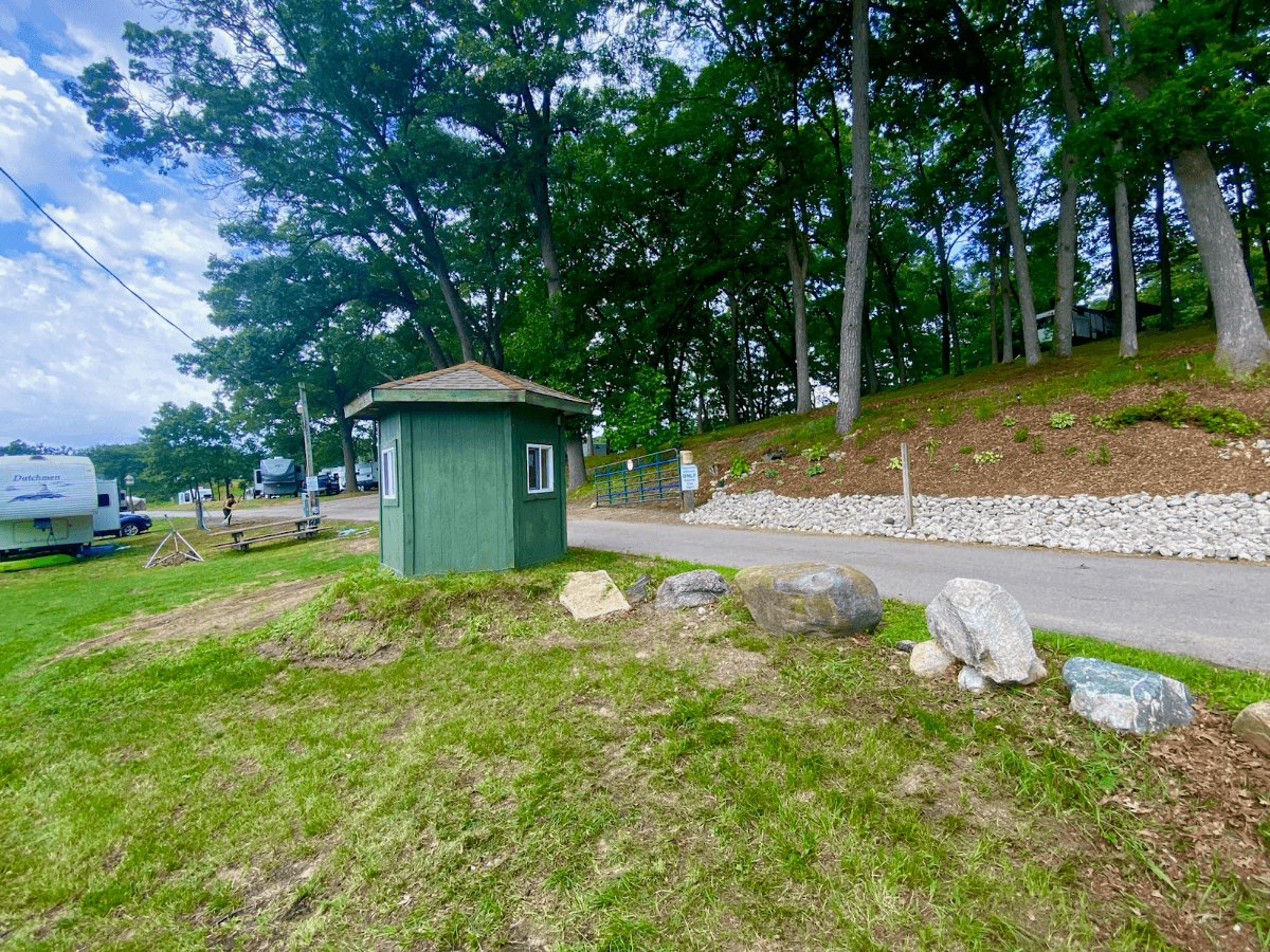 Wolf Lake Resort & Campground, Campsite in Wolf Lake