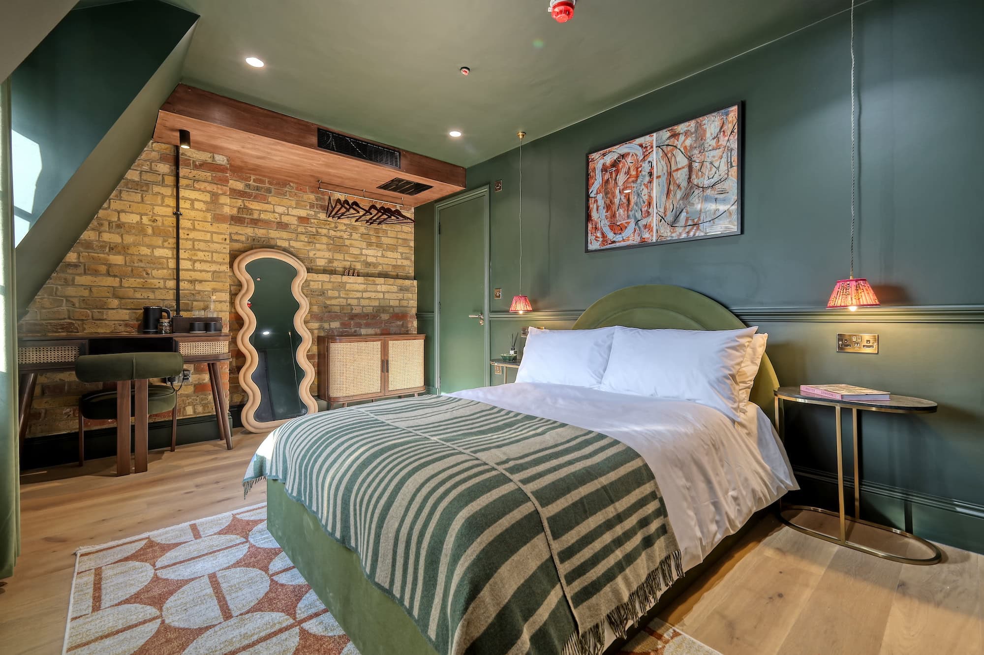 The Carlton Tavern Hotel, Maida Hill
