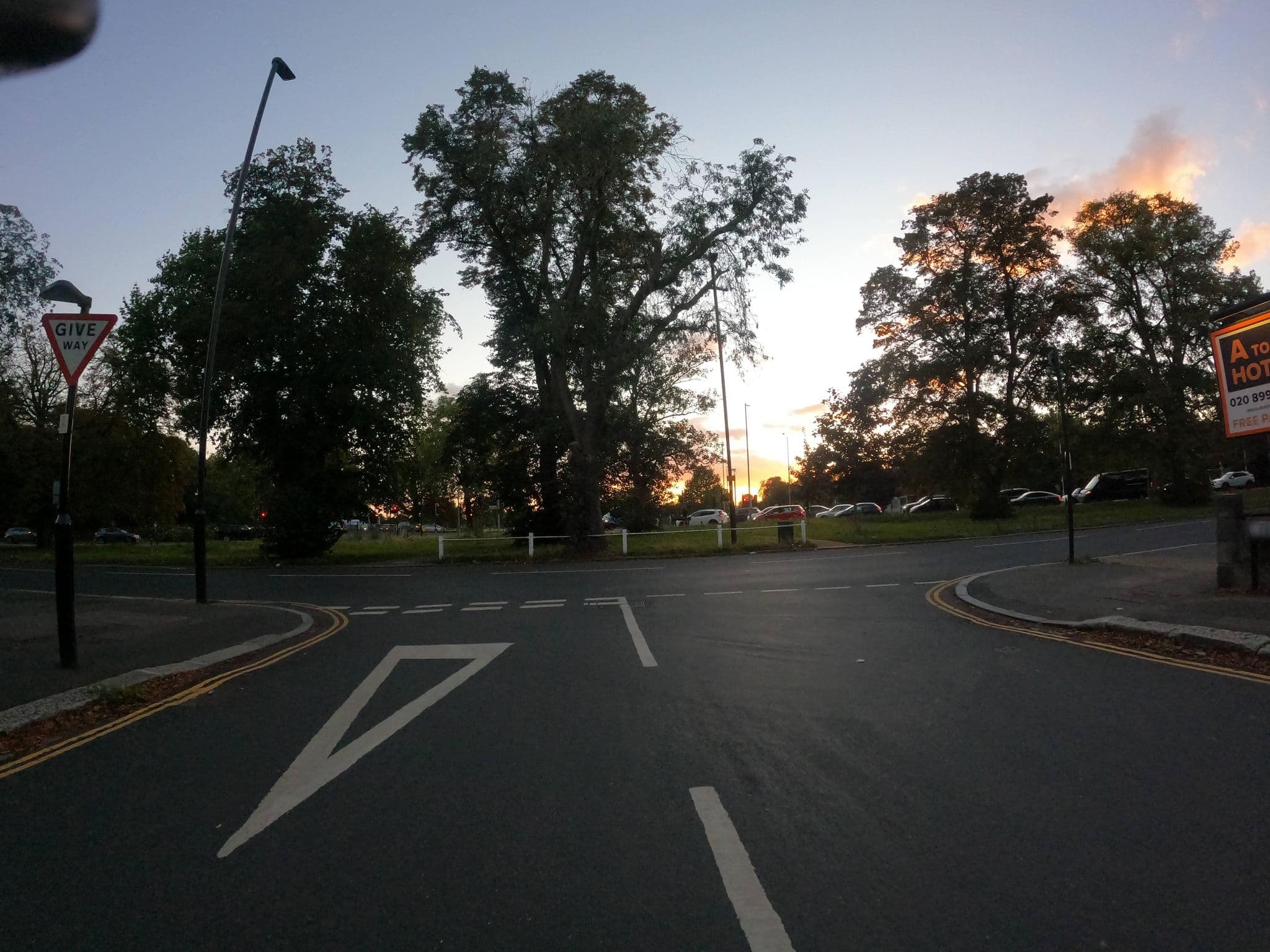 Street view near A to B Hotel, Ealing Common — © milhouse (CC BY-SA · Mapillary)