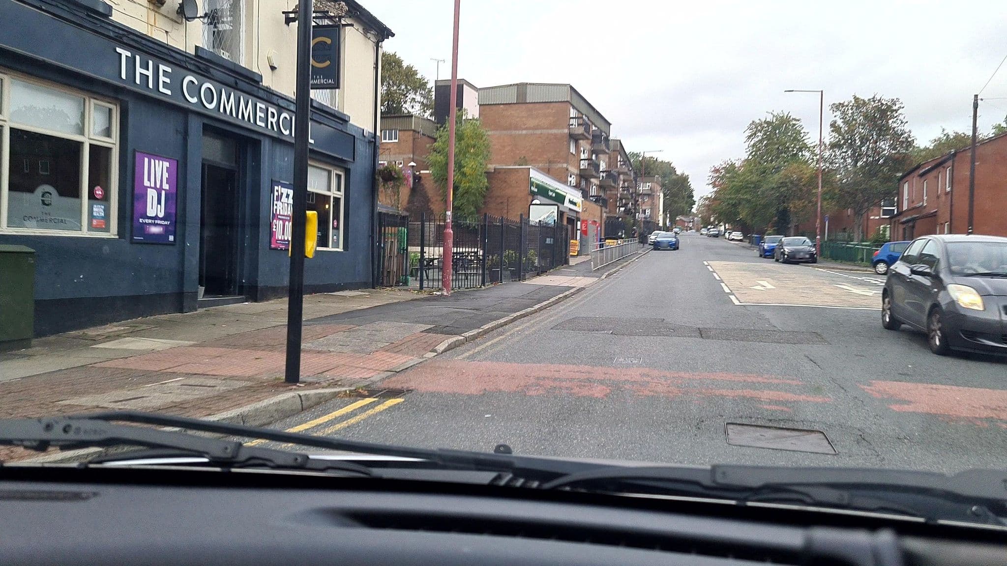 Street view near The Commerical Hotel, Dukinfield — © mappo2 (CC BY-SA · Mapillary)