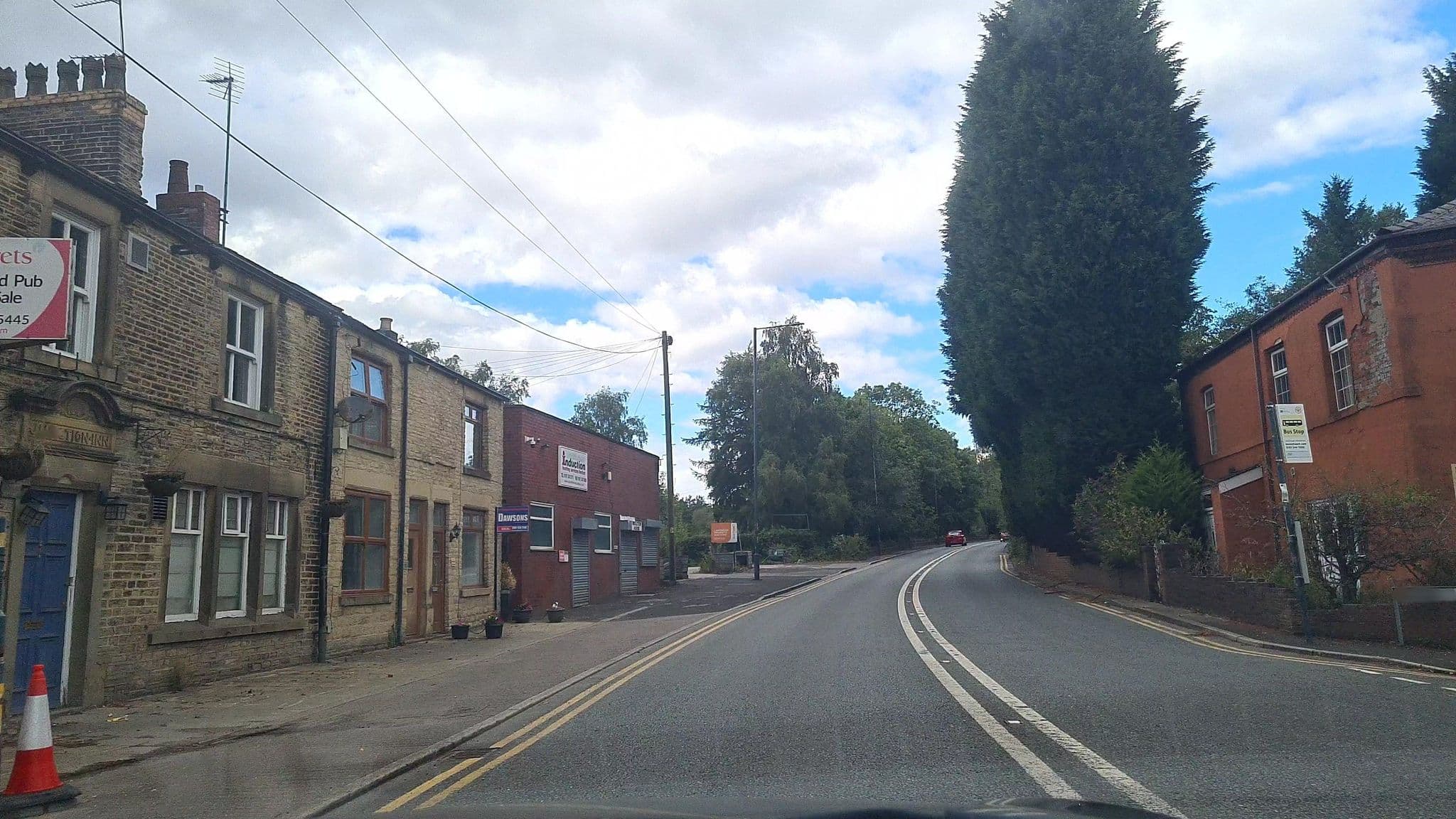 Street view near Frisky Meadows Cats Hotel, Mossley — © mappo2 (CC BY-SA · Mapillary)