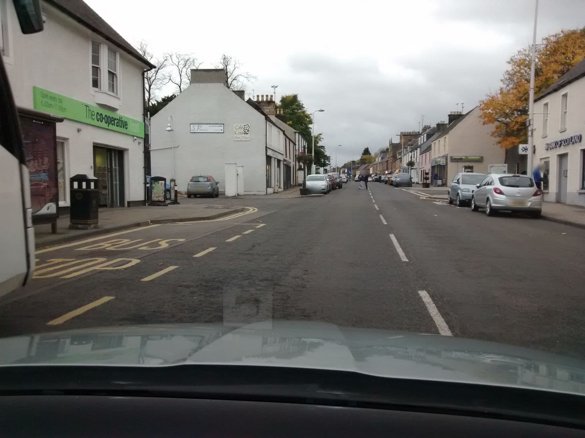 Street view near Craigrossie Lodge, Auchterarder — © hobgoblin (CC BY-SA · Mapillary)