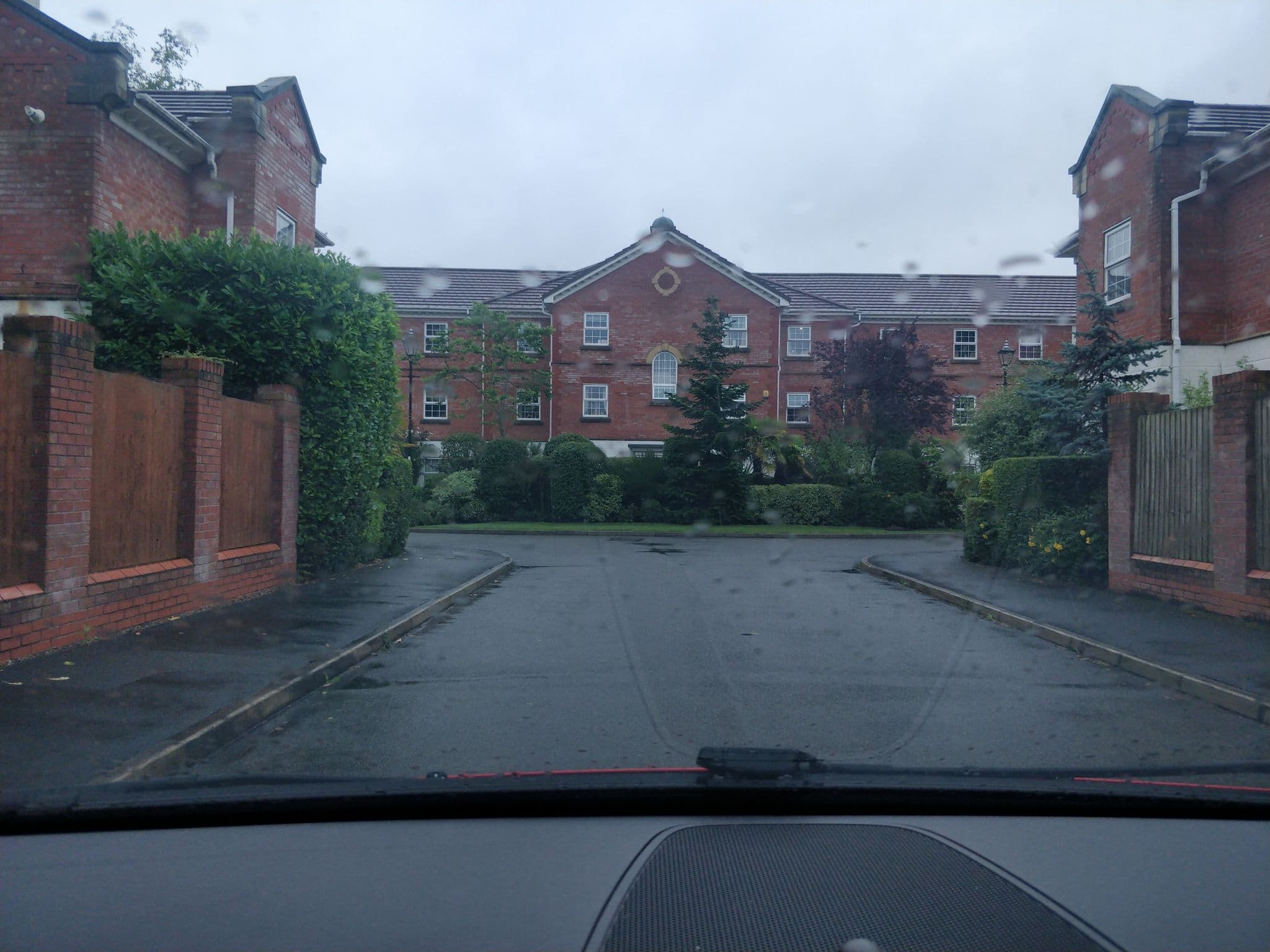 Street view near Littleton Manor Apartment, Banks — © davidsong (CC BY-SA · Mapillary)