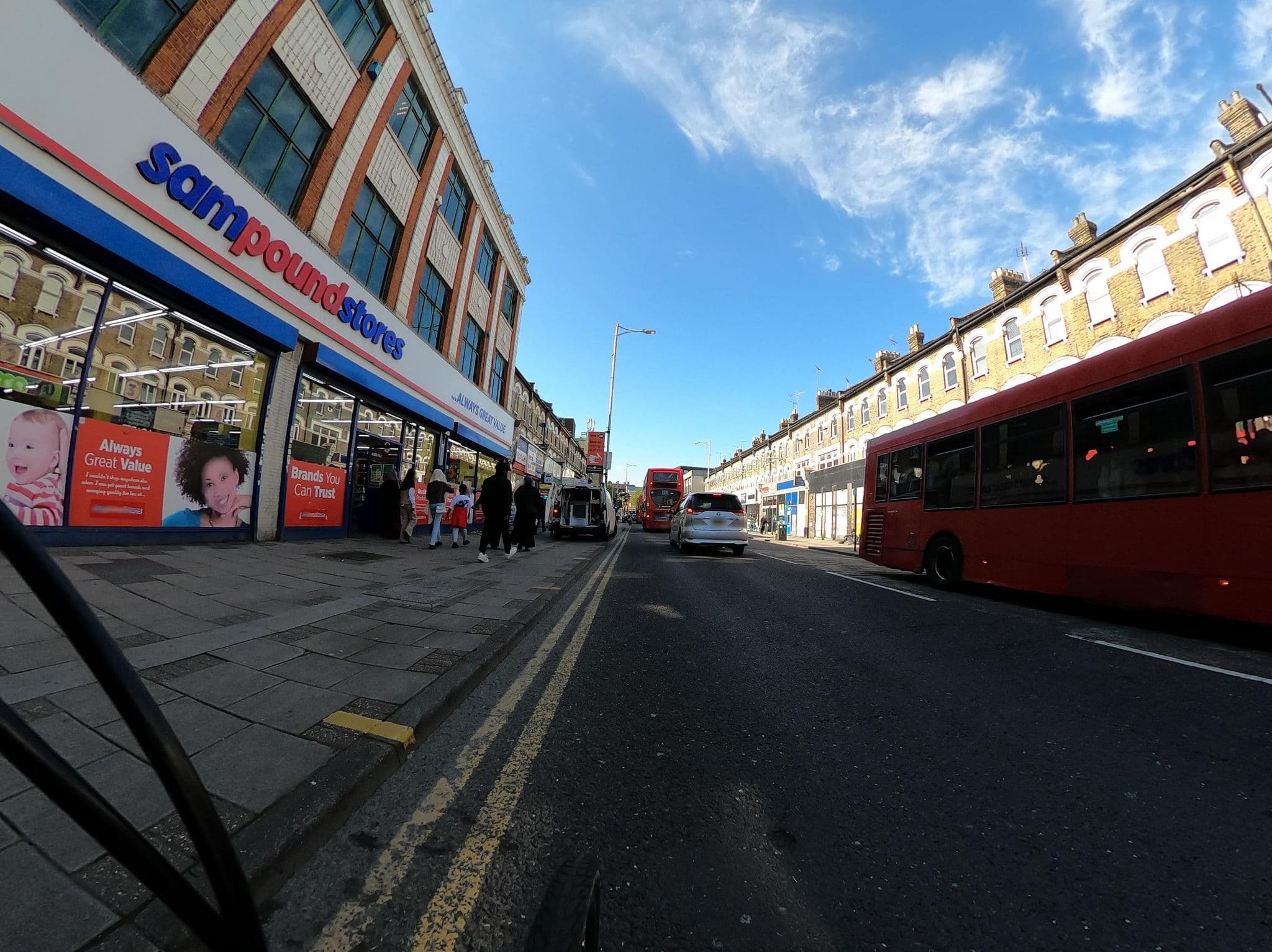 Street view near Signature Hotel London, Ilford — © dankarran (CC BY-SA · Mapillary)