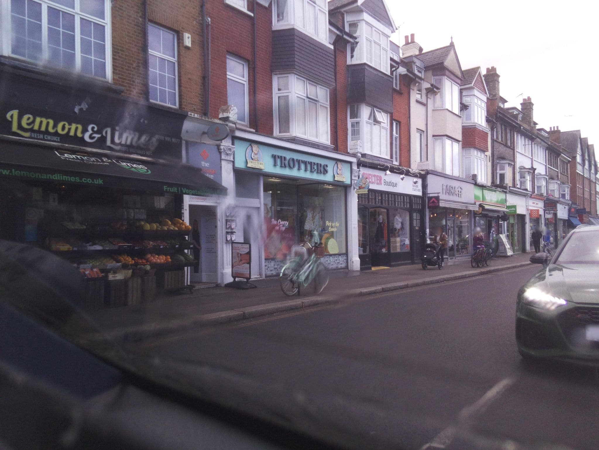 Street view near ABC Bed & Breakfast, Chiswick — © southglos (CC BY-SA · Mapillary)