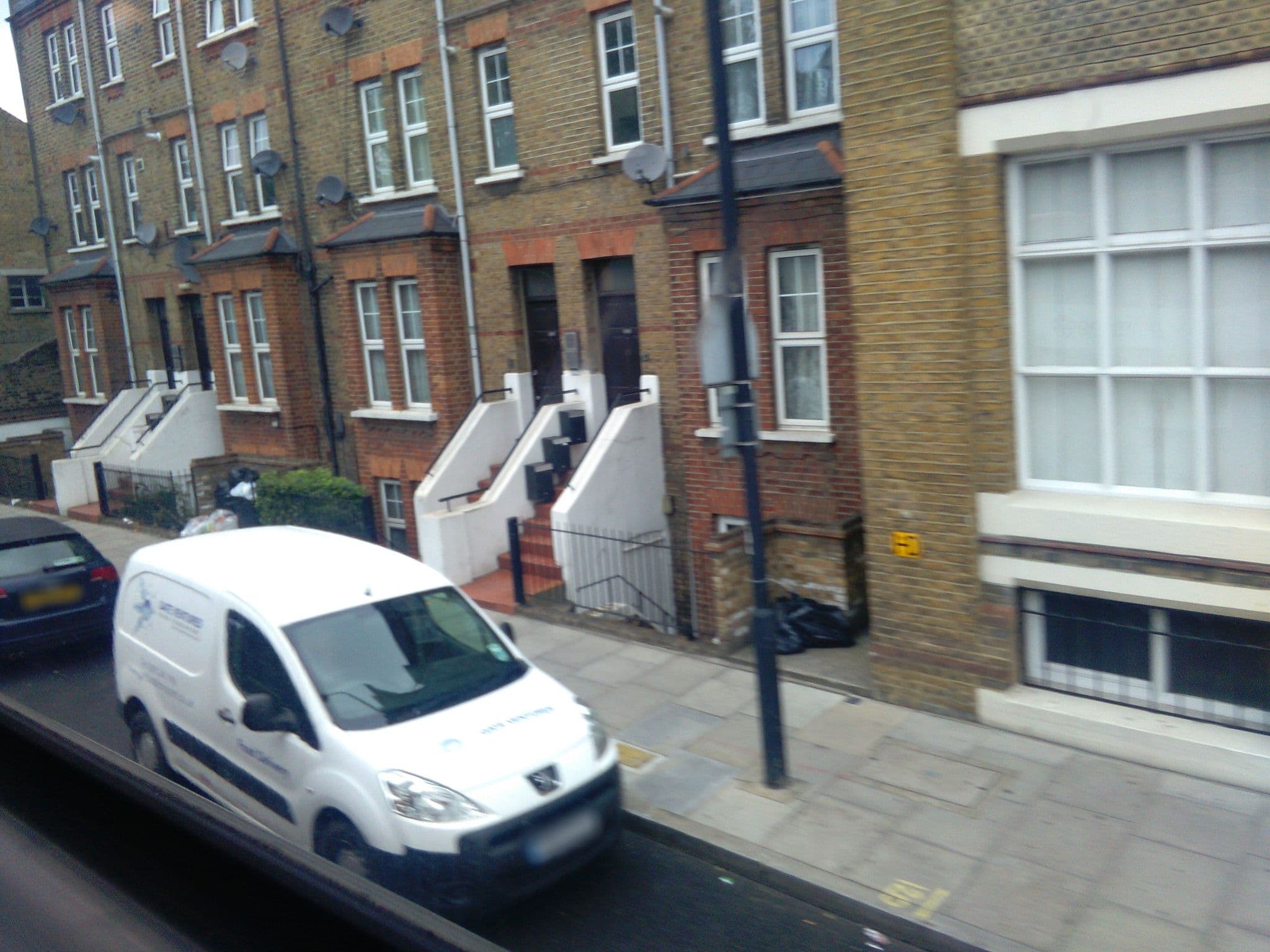 Street view near Axiom Park Hotel, Battersea — © ris (CC BY-SA · Mapillary)