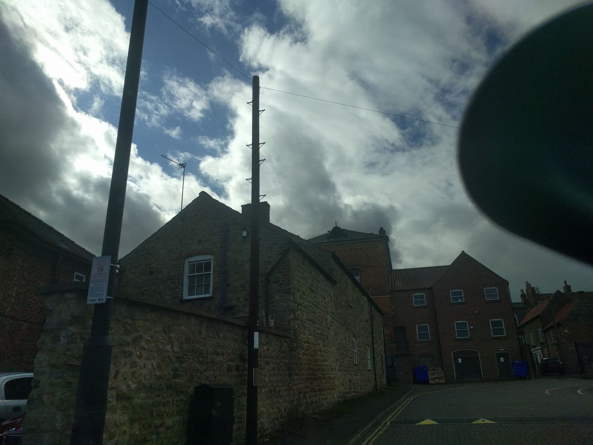 Street view near Bedale Cottage - One-Bedroom House, Bedale — © chris_debian (CC BY-SA · Mapillary)
