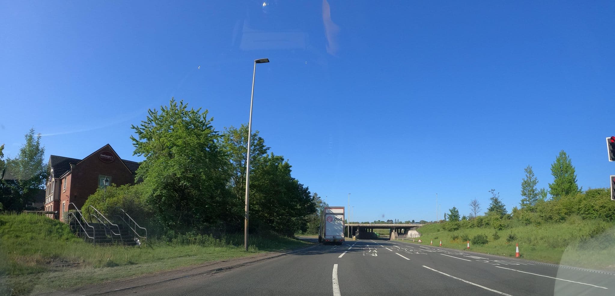 Street view near Innkeeper's Collection Glasgow, Strathclyde, Bothwell — © hobgoblin (CC BY-SA · Mapillary)