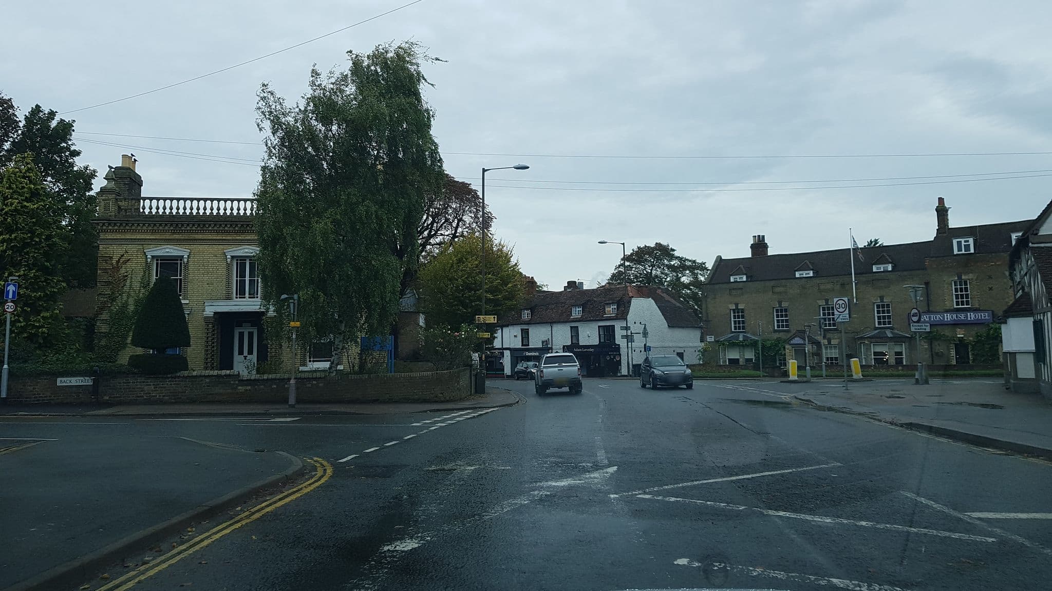 Street view near Stratton Cottage Guest House, Biggleswade — © bwade (CC BY-SA · Mapillary)
