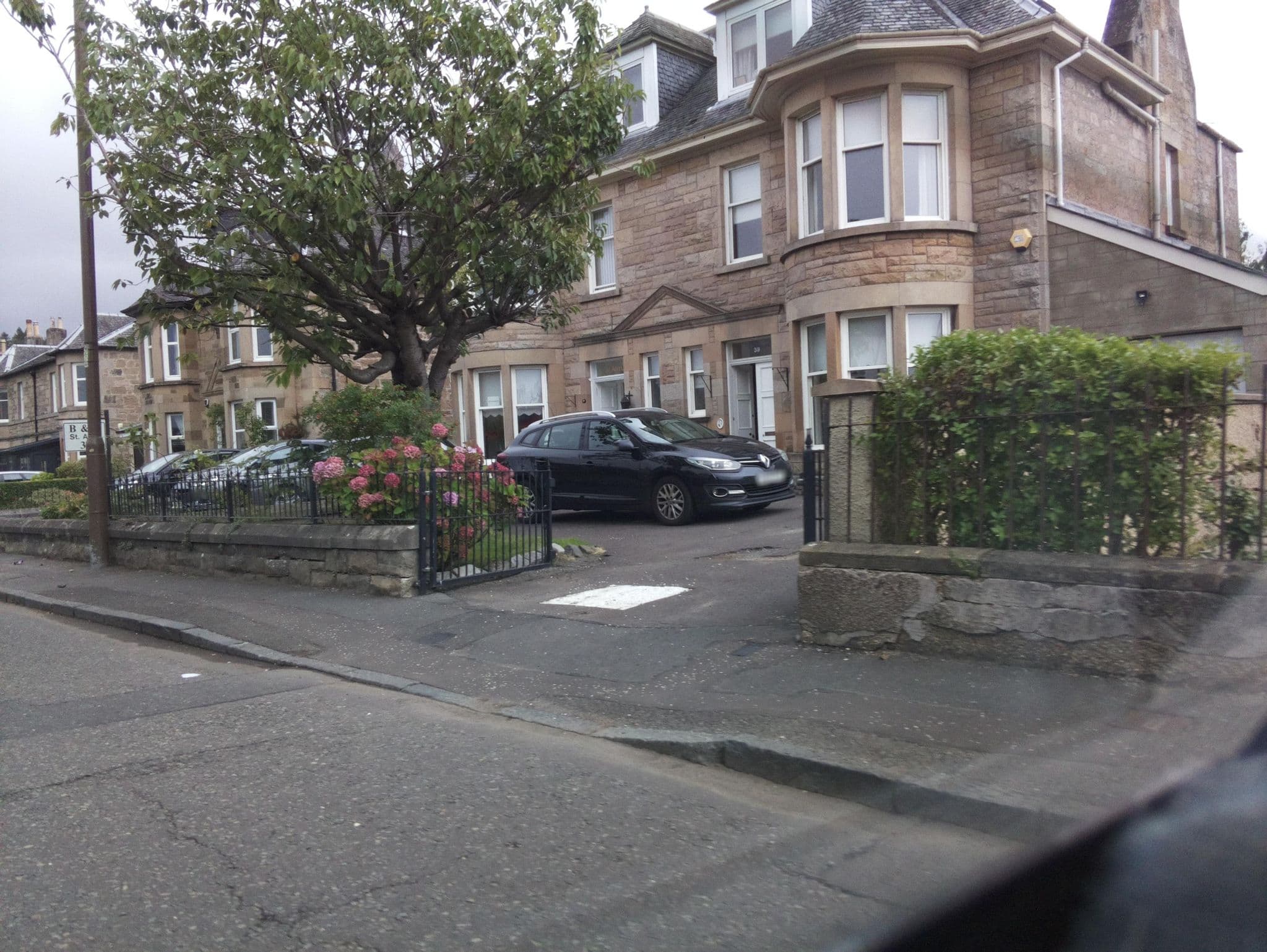Street view near St Alma B&B, Stirling — © southglos (CC BY-SA · Mapillary)