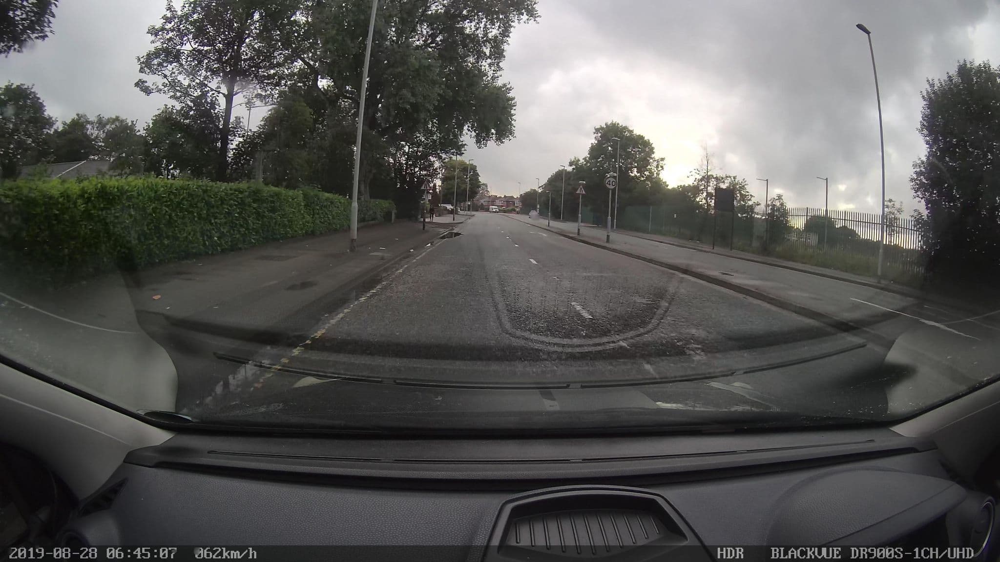 Street view near Oldham Hotels, Hollinwood — © gorodnuk (CC BY-SA · Mapillary)