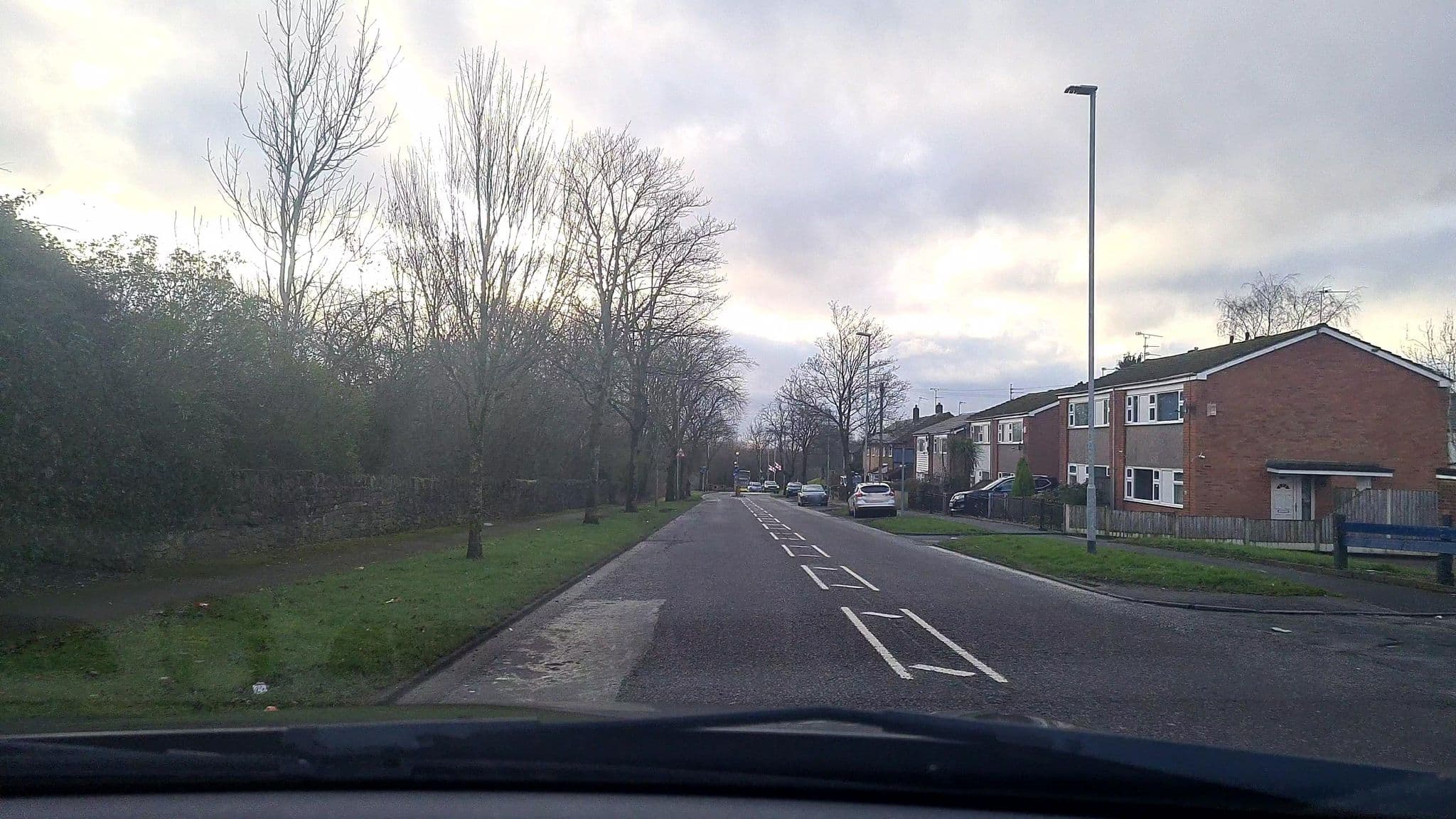 Street view near Red Rose Hotel, Lees — © mappo2 (CC BY-SA · Mapillary)