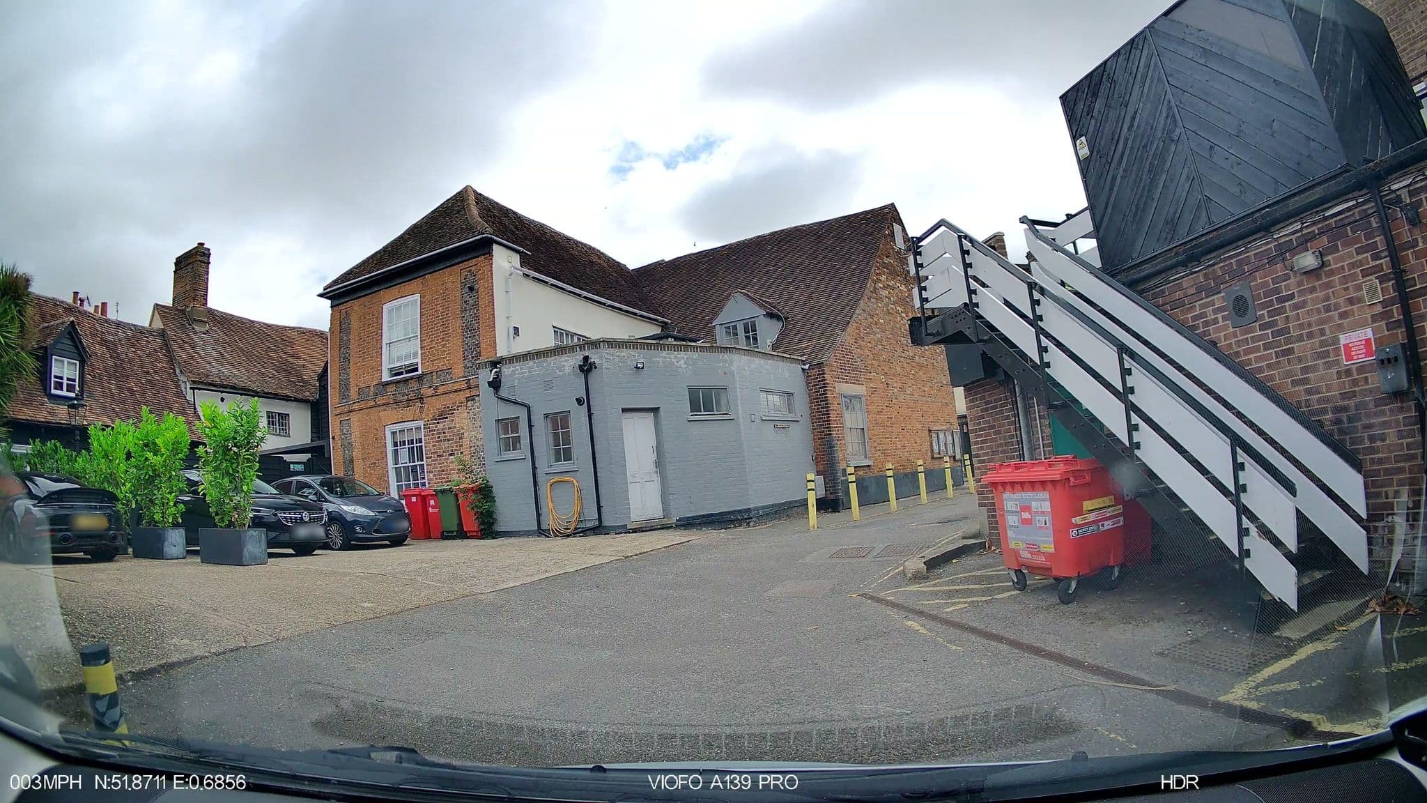 Street view near The Chapel Inn, Coggeshall — © IpswichEdits (CC BY-SA · Mapillary)