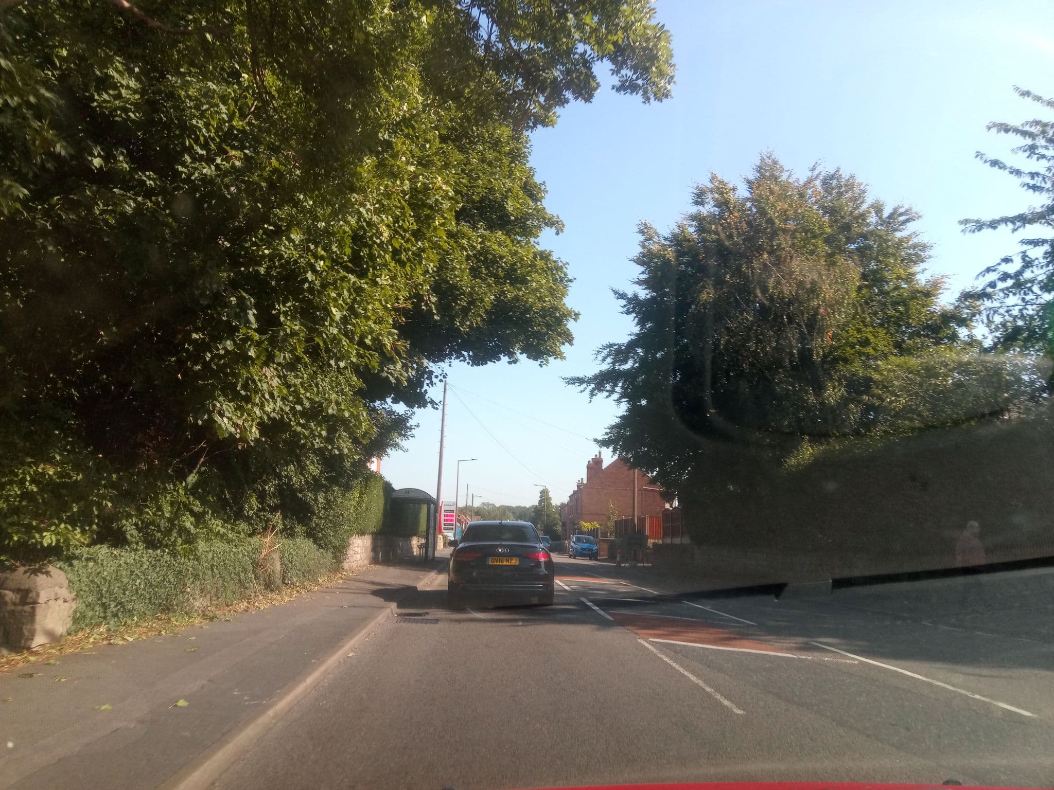 Street view near Minneymoor Lodge, Conisbrough — © victuallers (CC BY-SA · Mapillary)