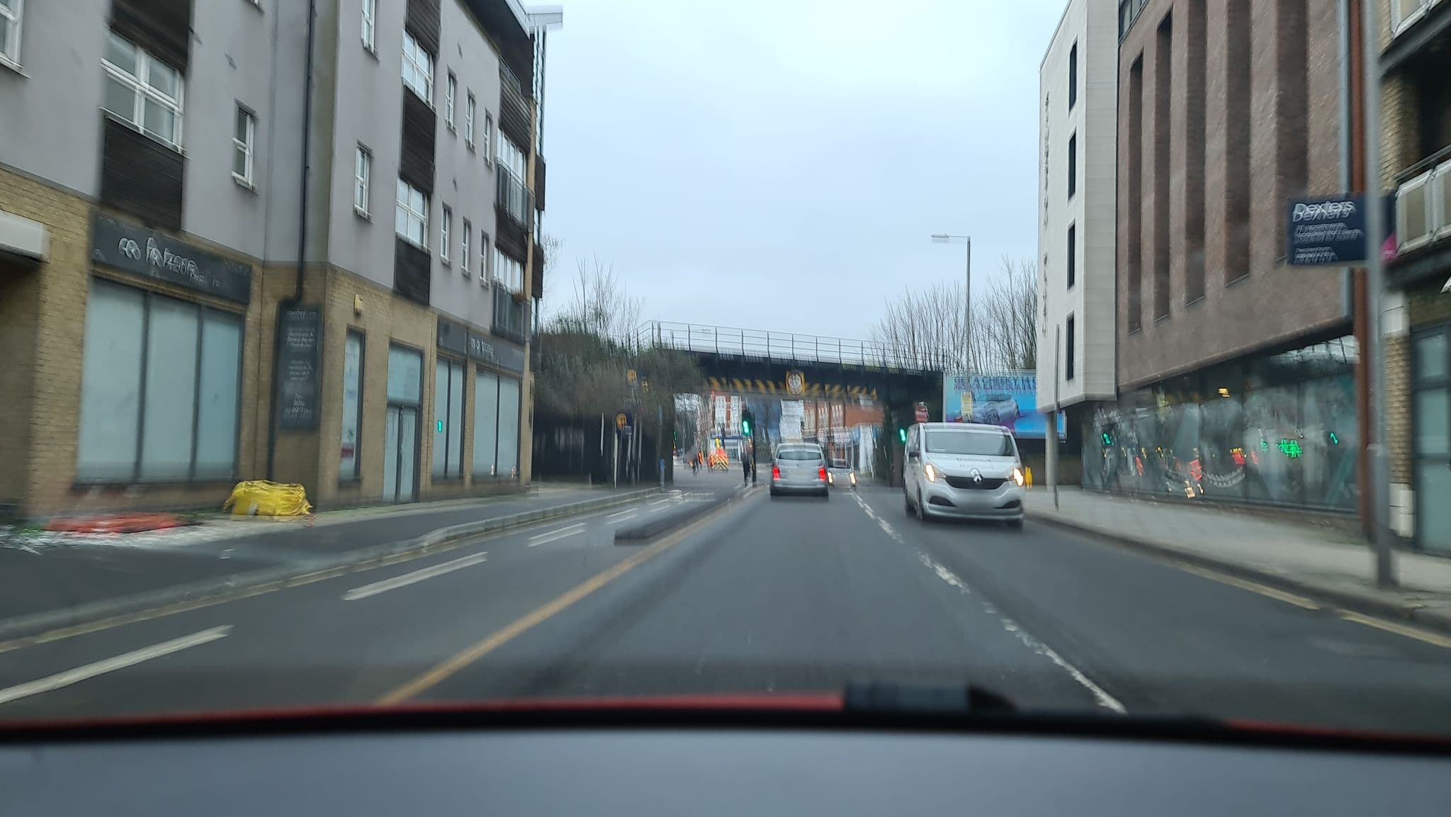 Street view near Kingston Luxe Suites Riverside, Norbiton — © alexanderar (CC BY-SA · Mapillary)