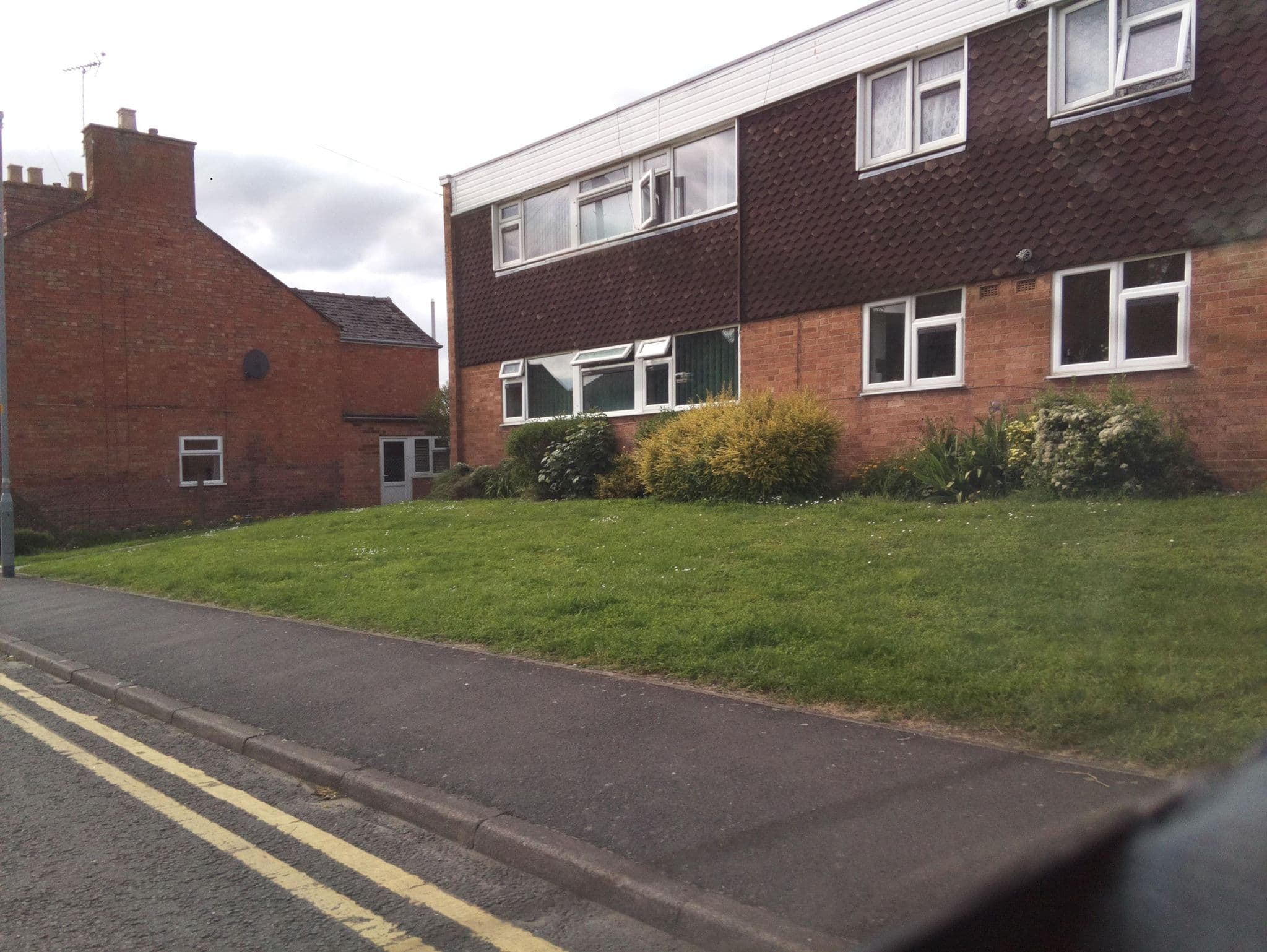 Street view near Ww2W1, Evesham — © southglos (CC BY-SA · Mapillary)