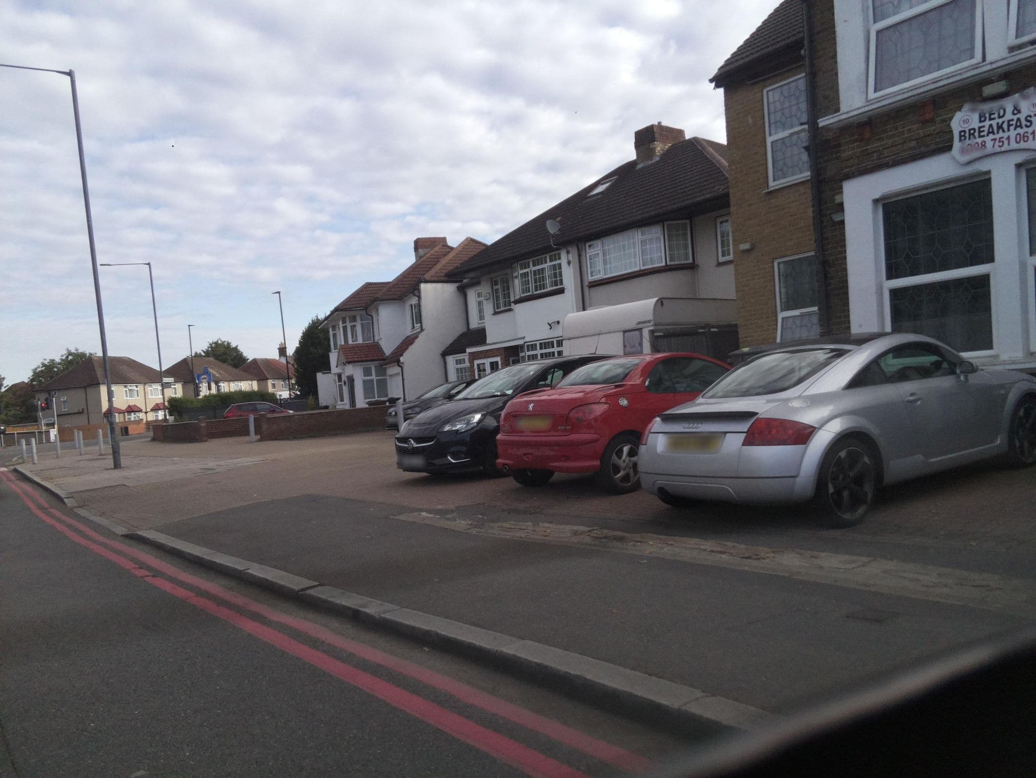 Street view near Pine Lodge Bed & Breakfast, Feltham — © southglos (CC BY-SA · Mapillary)