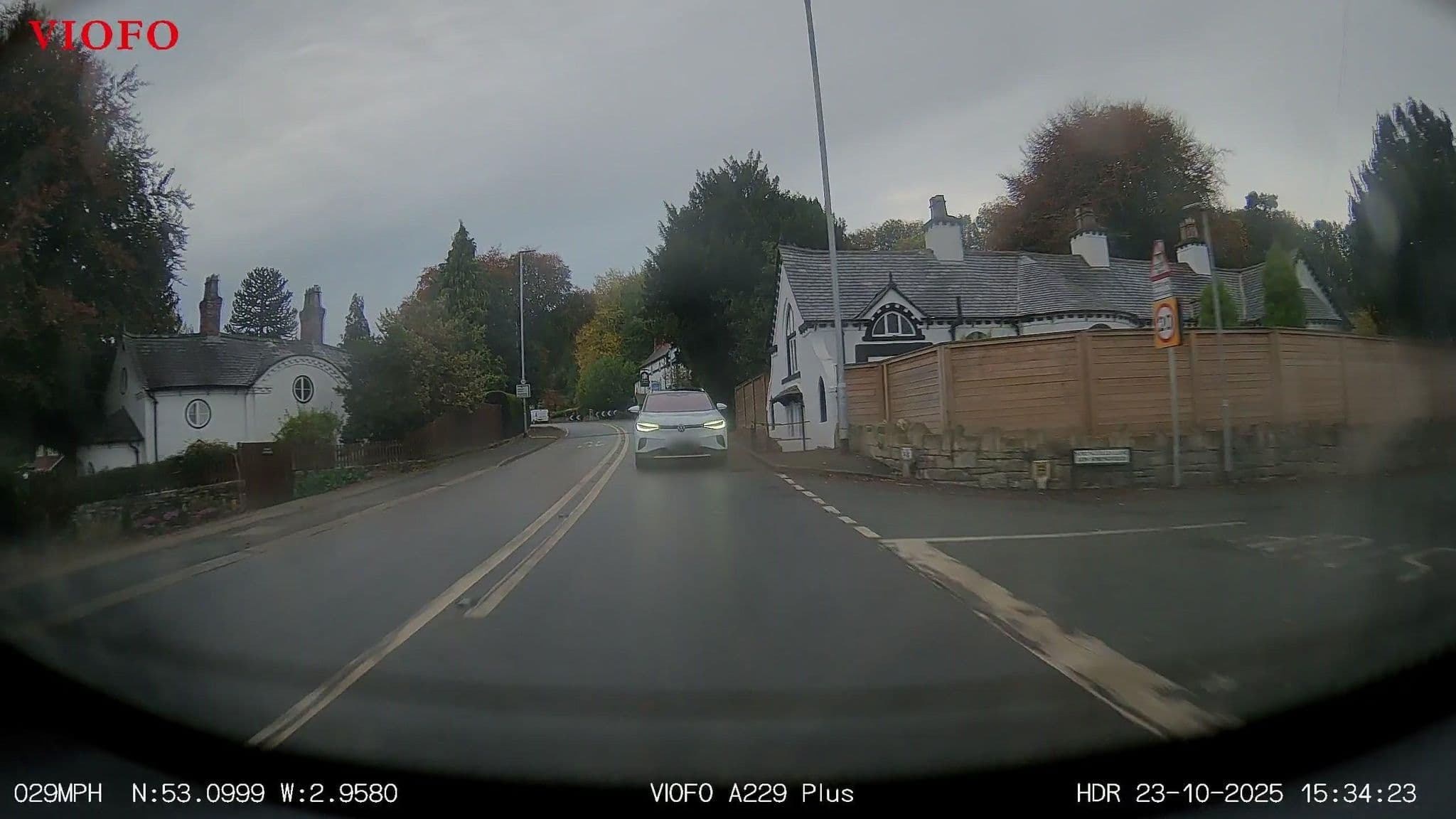 Street view near Linden House Marford Bed & Breakfast, Rossett — © RyanBush (CC BY-SA · Mapillary)