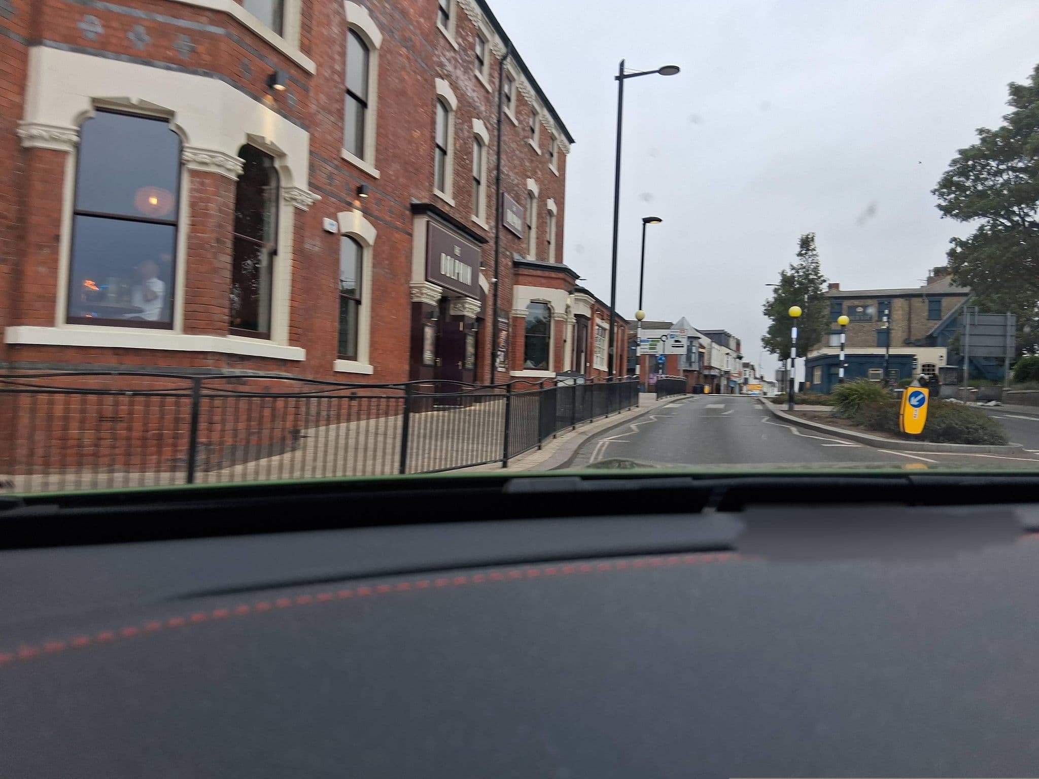 Street view near Dolphin Hotel, Cleethorpes — © Lapscle (CC BY-SA · Mapillary)