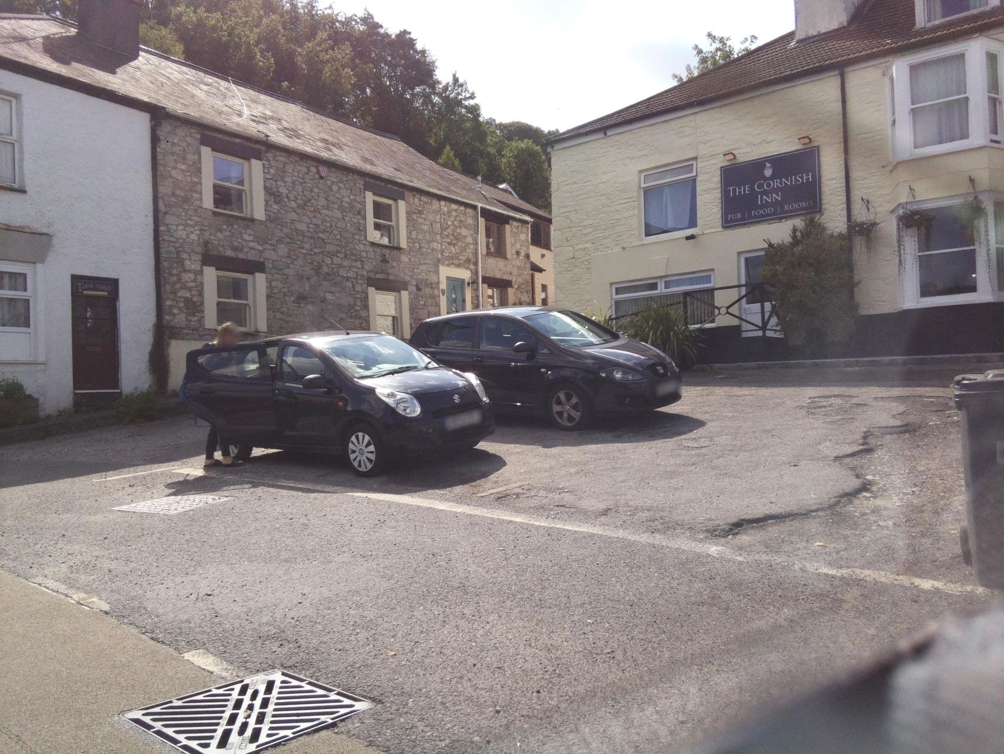 Street view near The Cornish Inn, Gunnislake — © southglos (CC BY-SA · Mapillary)