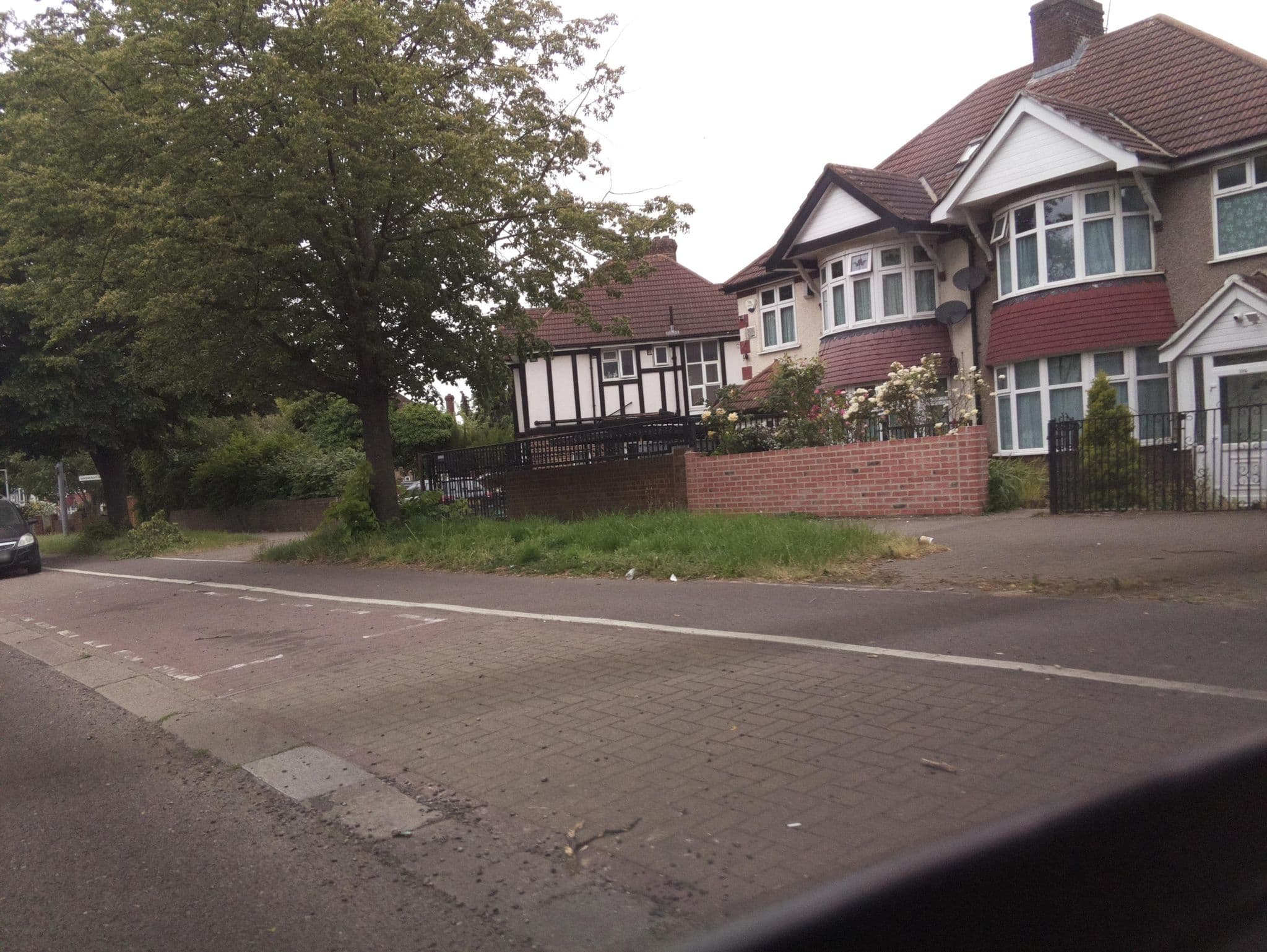 Street view near Avonia Guest House, Heston — © southglos (CC BY-SA · Mapillary)