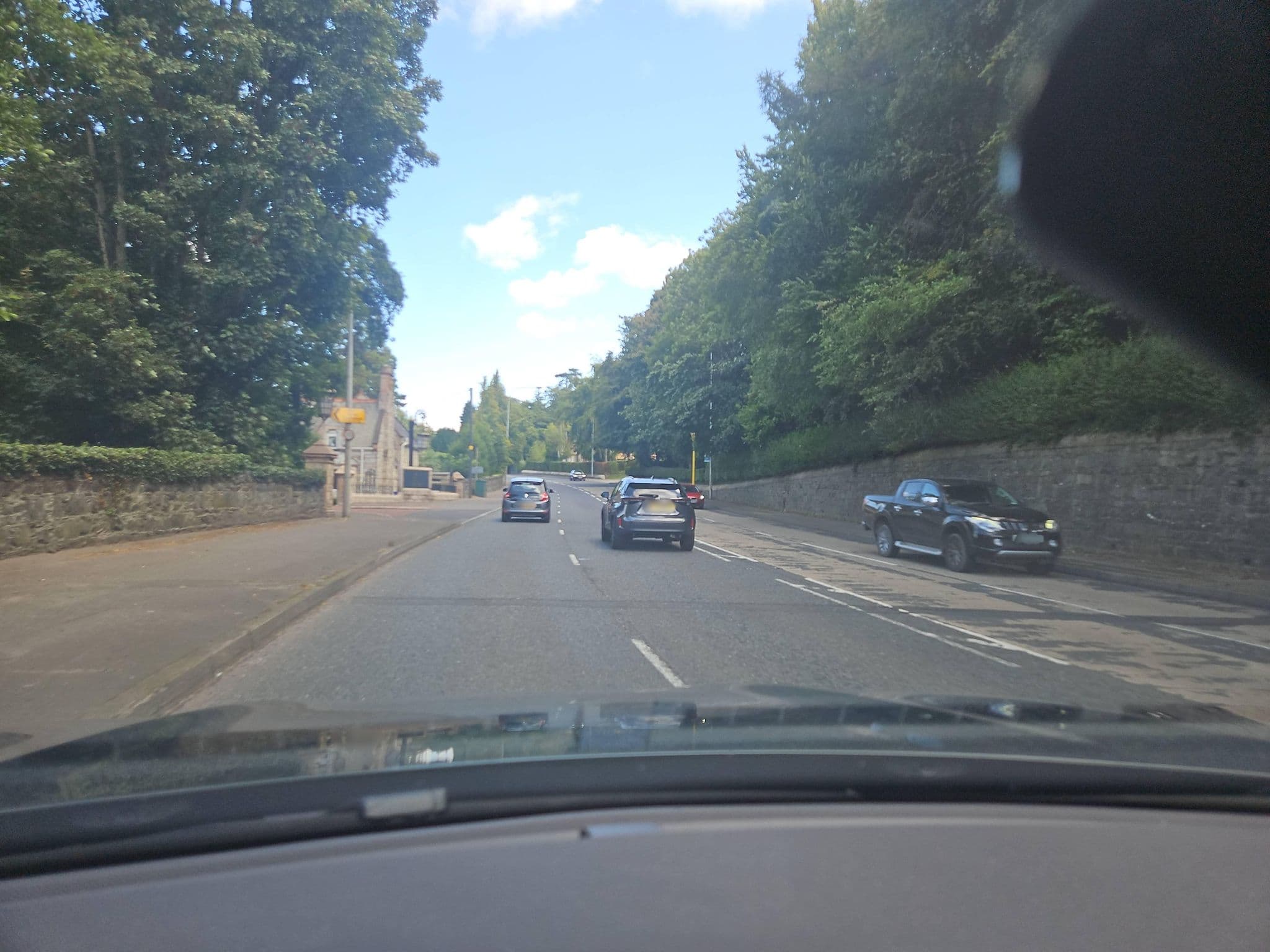 Street view near Culloden Hotel, Holywood — © toho (CC BY-SA · Mapillary)
