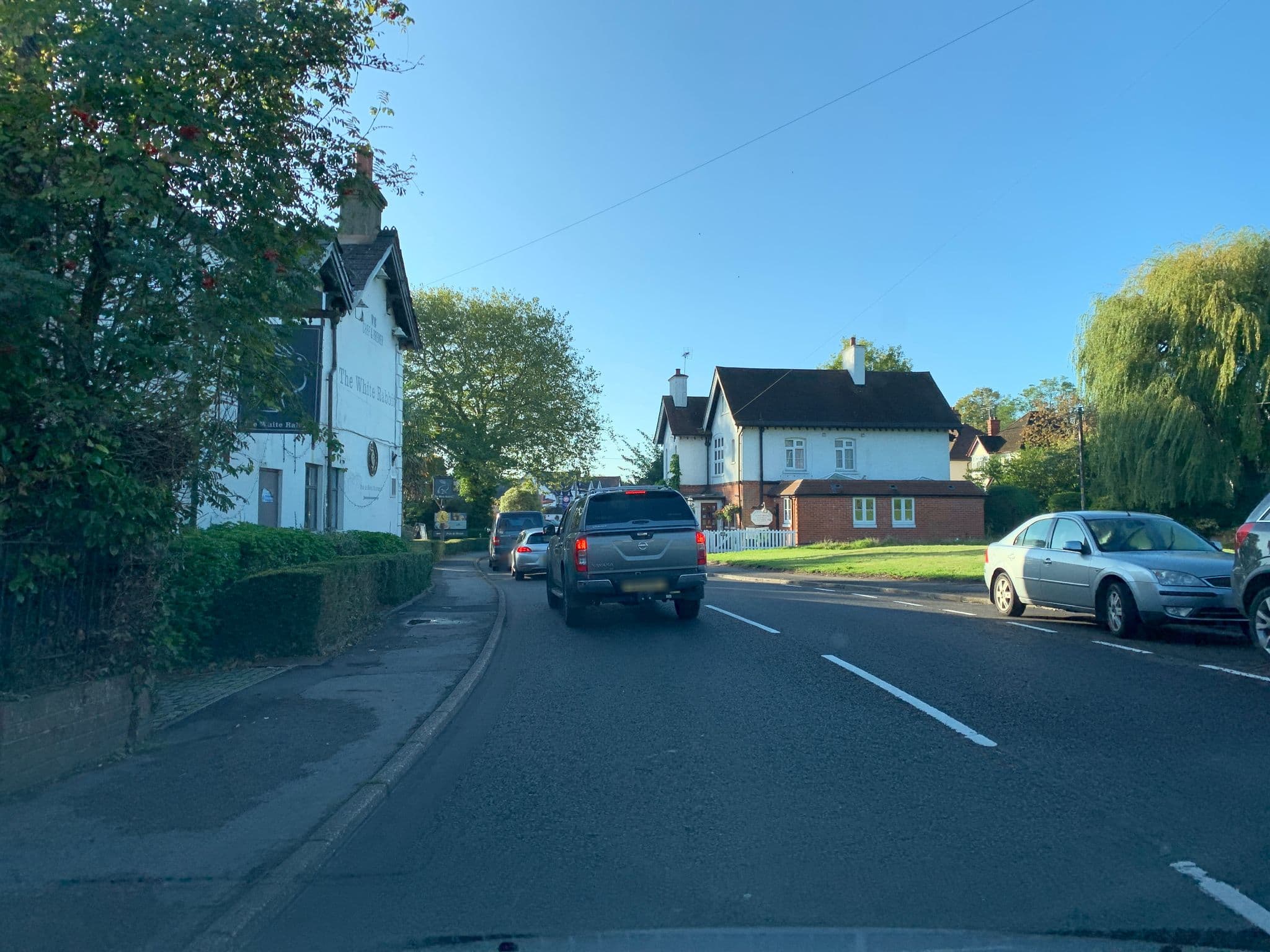 Street view near White Rabbit Hotel, Lyndhurst — © iced (CC BY-SA · Mapillary)