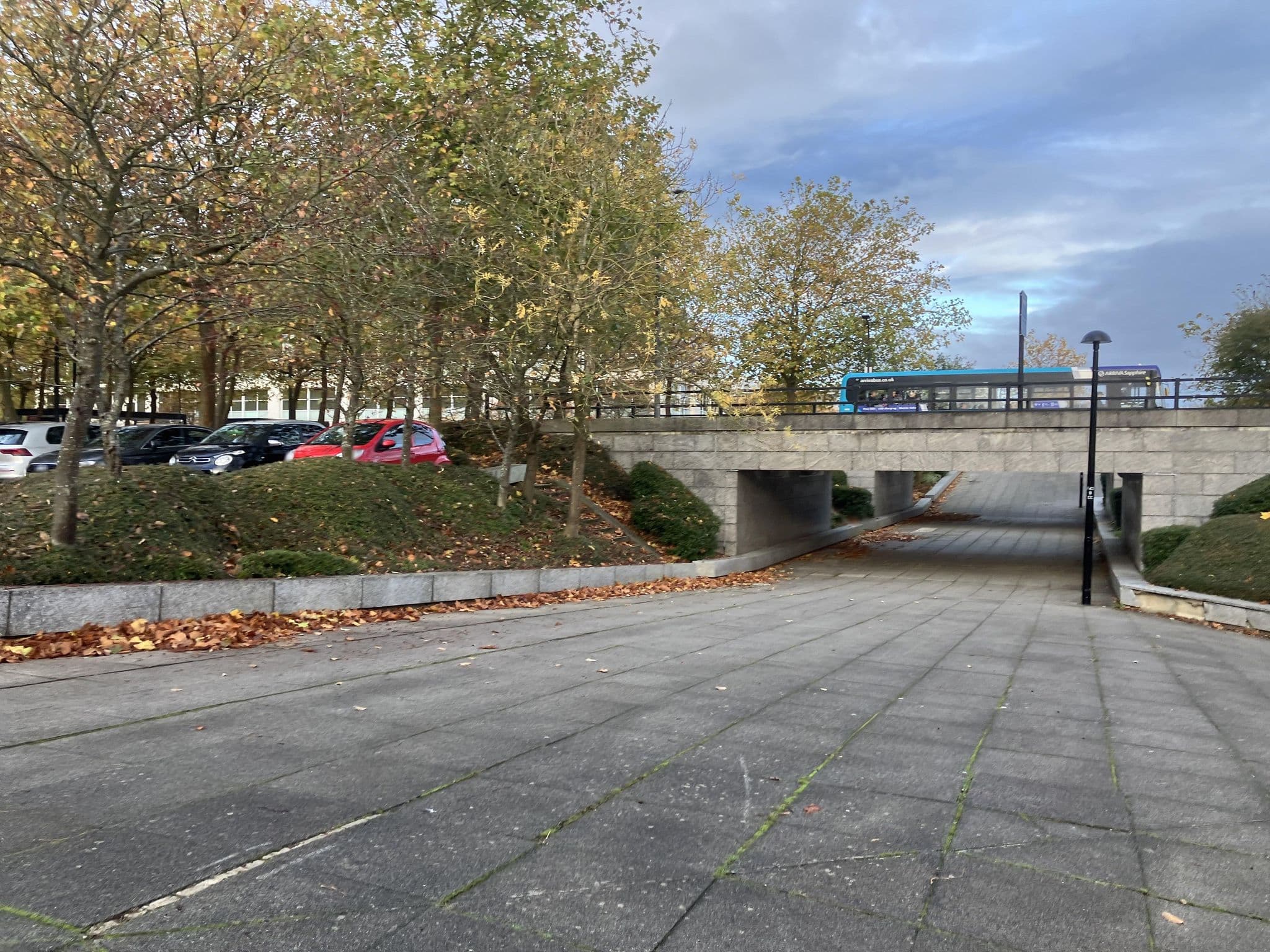 Street view near Bed and breakfast, Milton Keynes — © southglos (CC BY-SA · Mapillary)