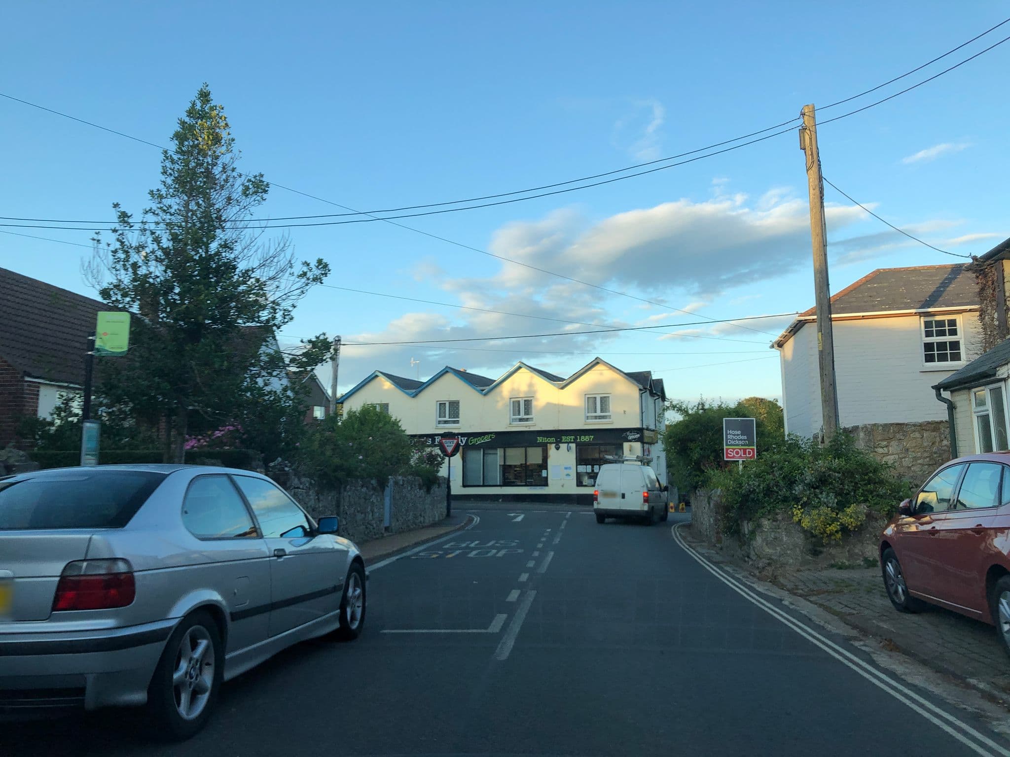 Street view near Brooklyn Cottage Niton, Niton — © oferreira (CC BY-SA · Mapillary)