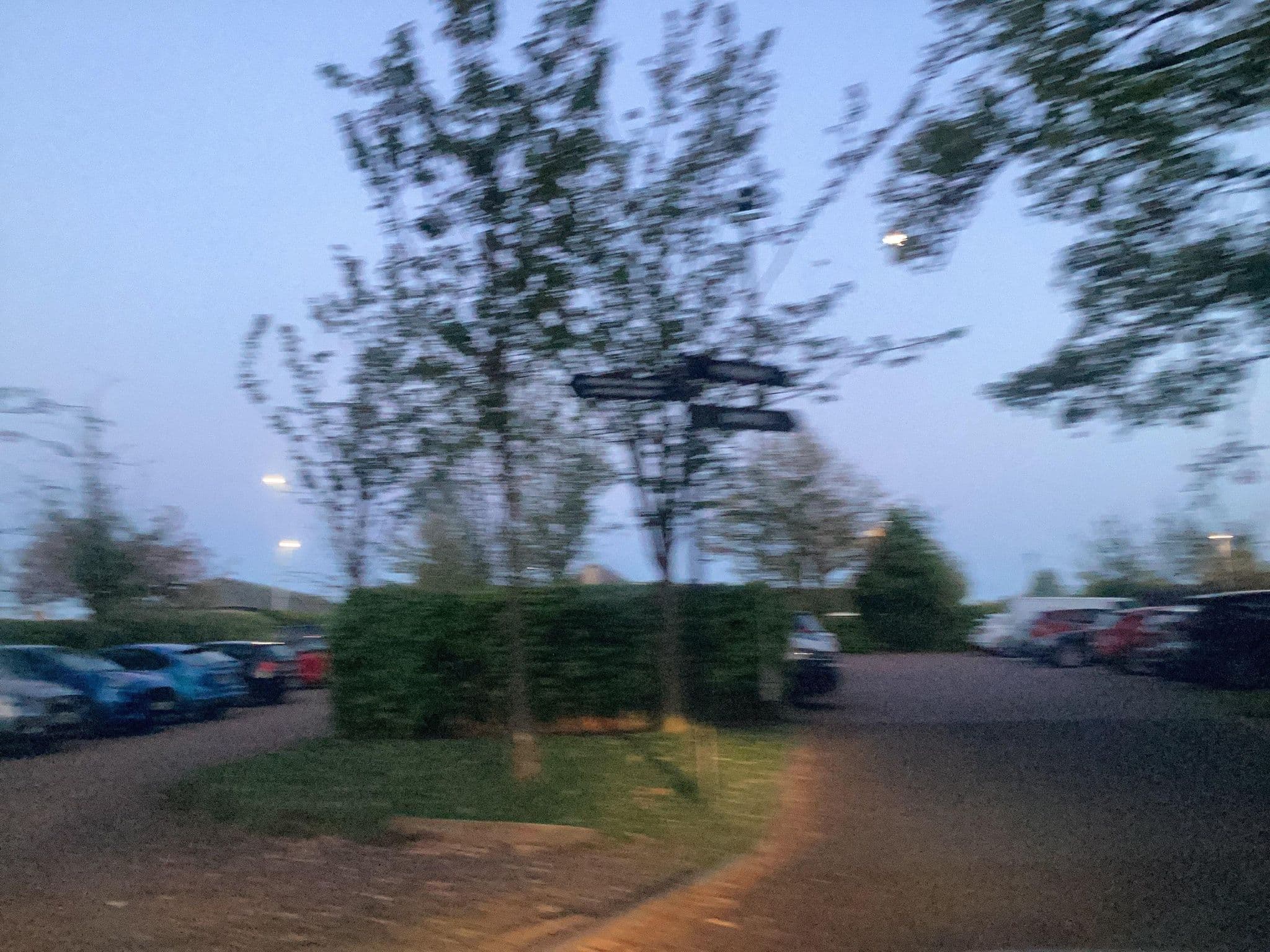 Street view near The Craigie Hotel, Penicuik — © lucagm (CC BY-SA · Mapillary)