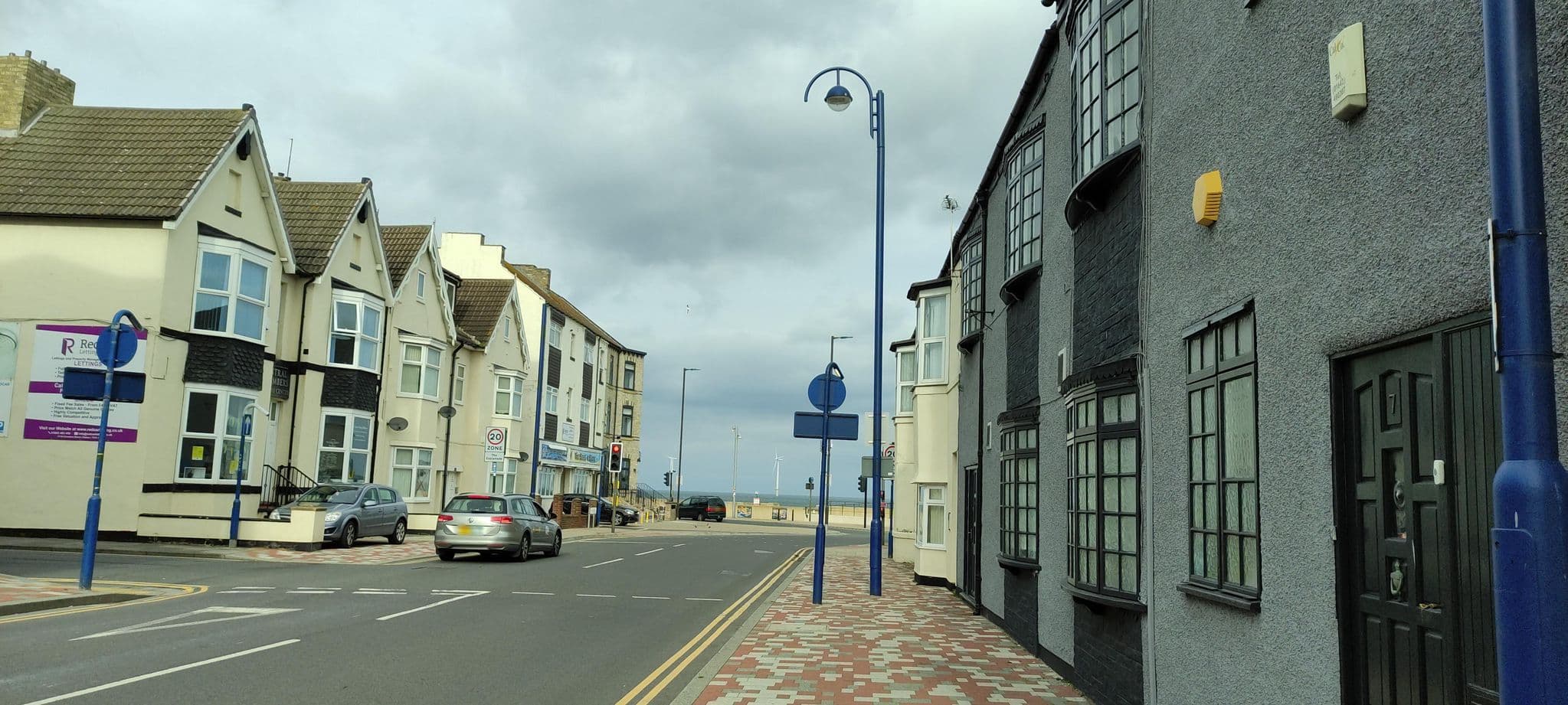Street view near Redcar Beach Suites, Redcar — © jethro10 (CC BY-SA · Mapillary)