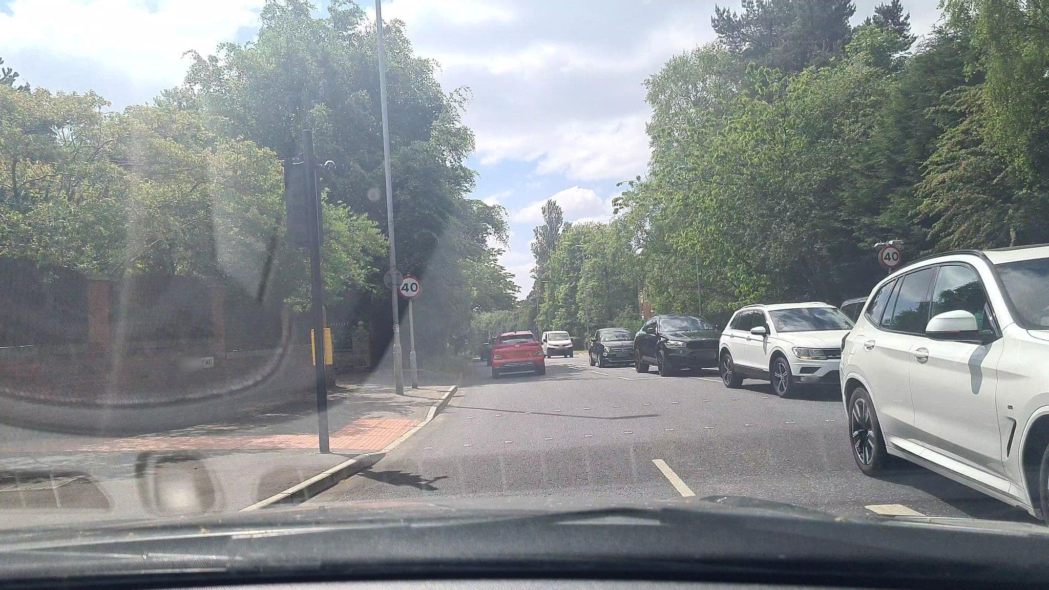 Street view near Cemetery Hotel, Rochdale — © mappo2 (CC BY-SA · Mapillary)