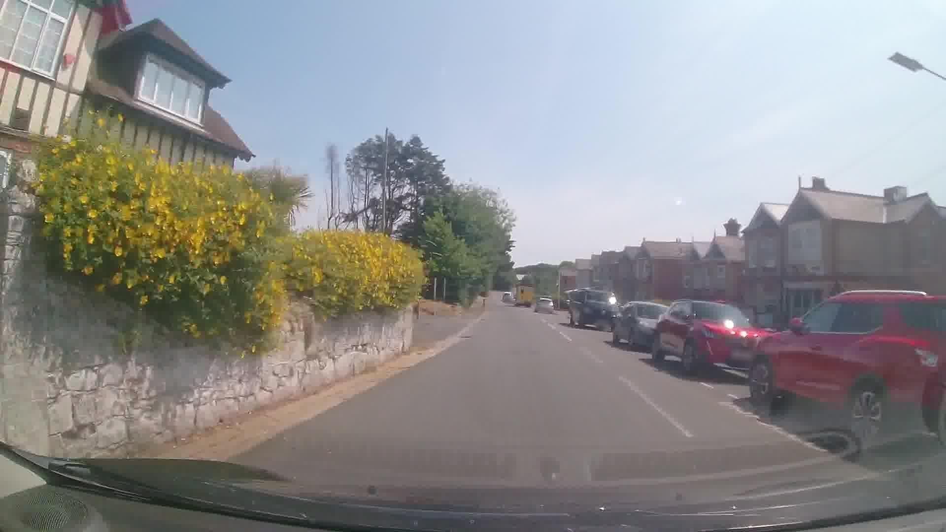 Street view near 5 Bed Cottage in Seaview, Seaview — © trigpoint (CC BY-SA · Mapillary)