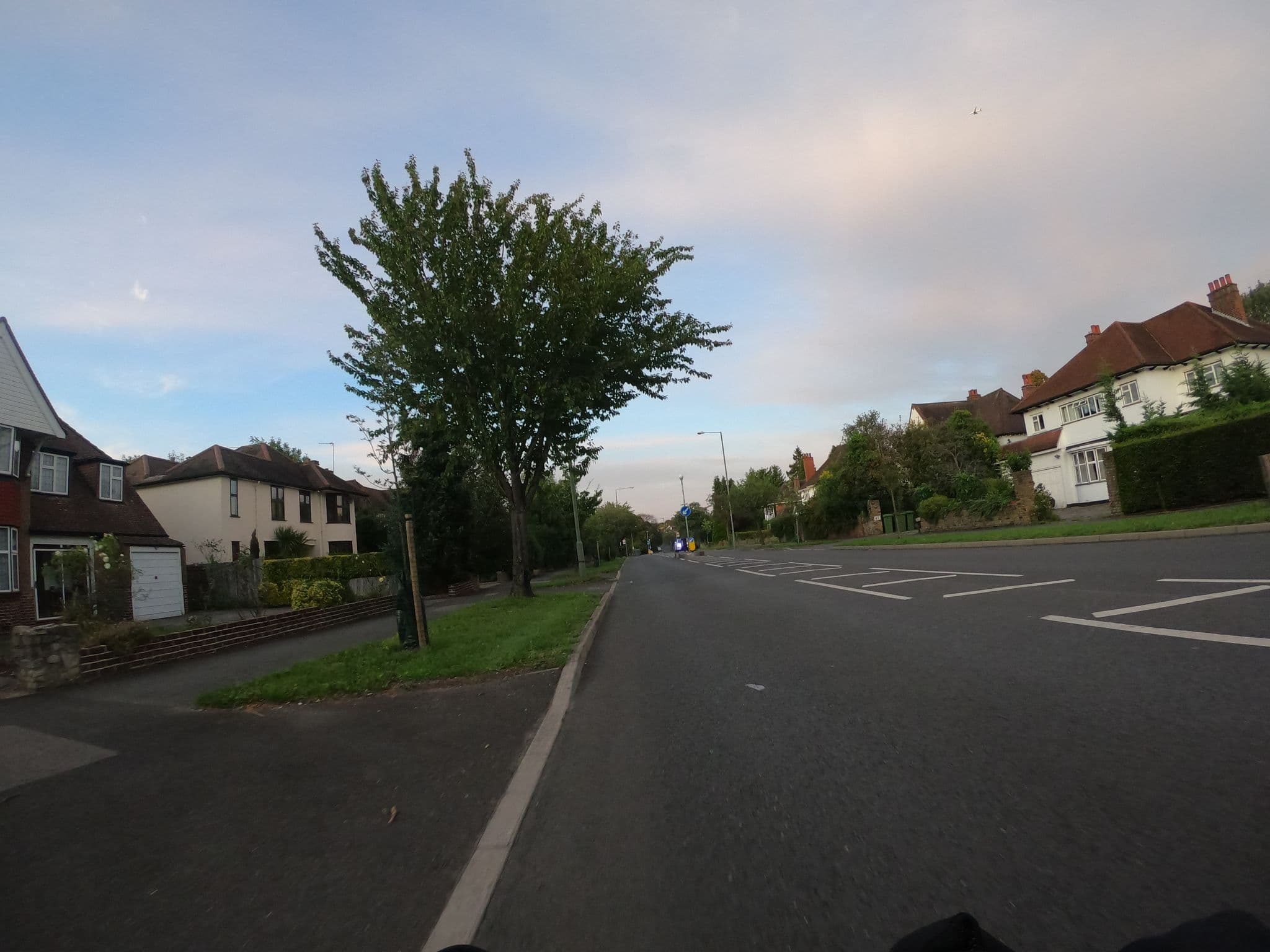 Street view near NumberFortySeven B&B, Beckenham — © paulbiv (CC BY-SA · Mapillary)