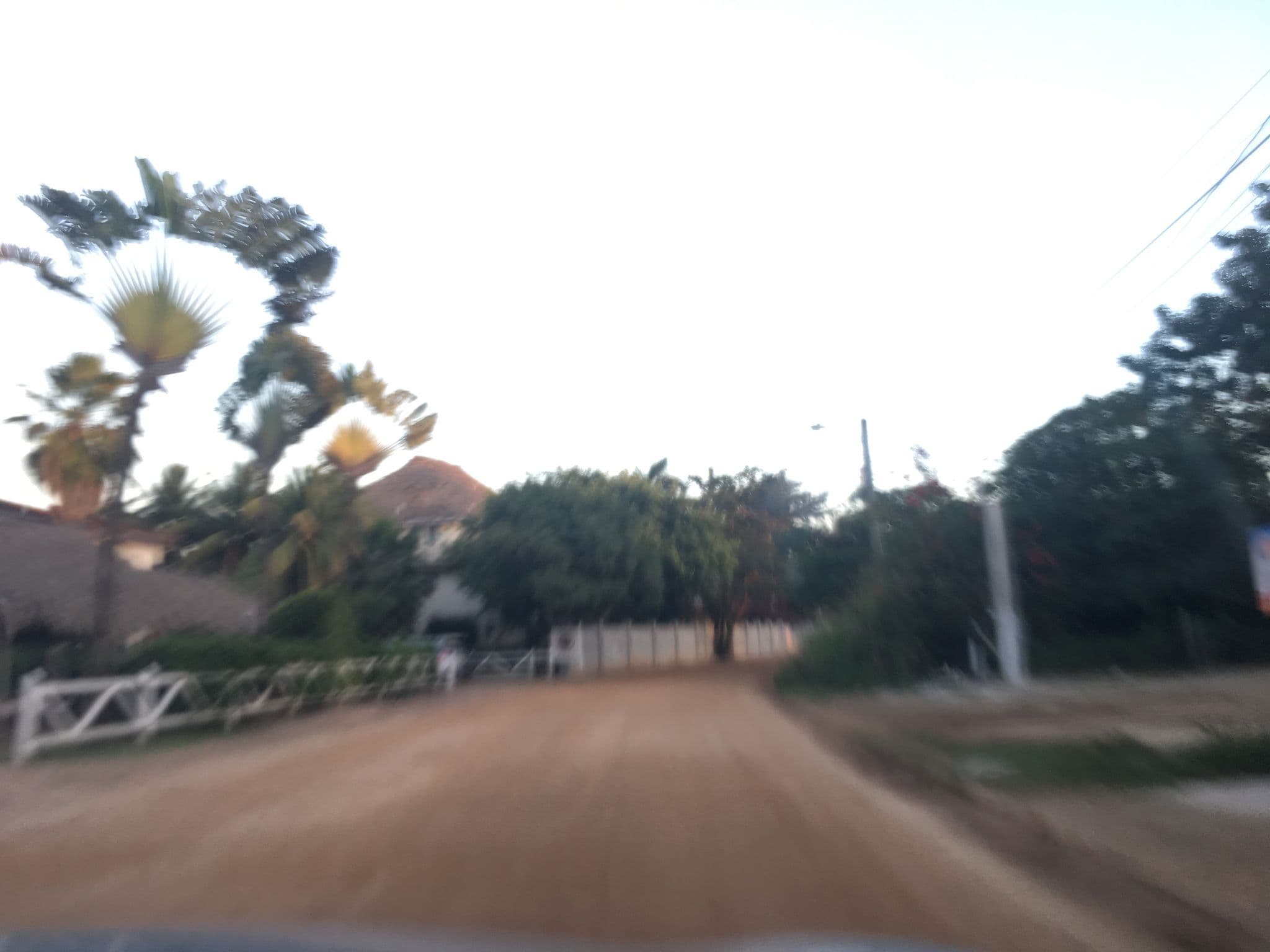 Street view near Jaguar Reef & Almond Beach, Hopkins — © joeclmbr (CC BY-SA · Mapillary)